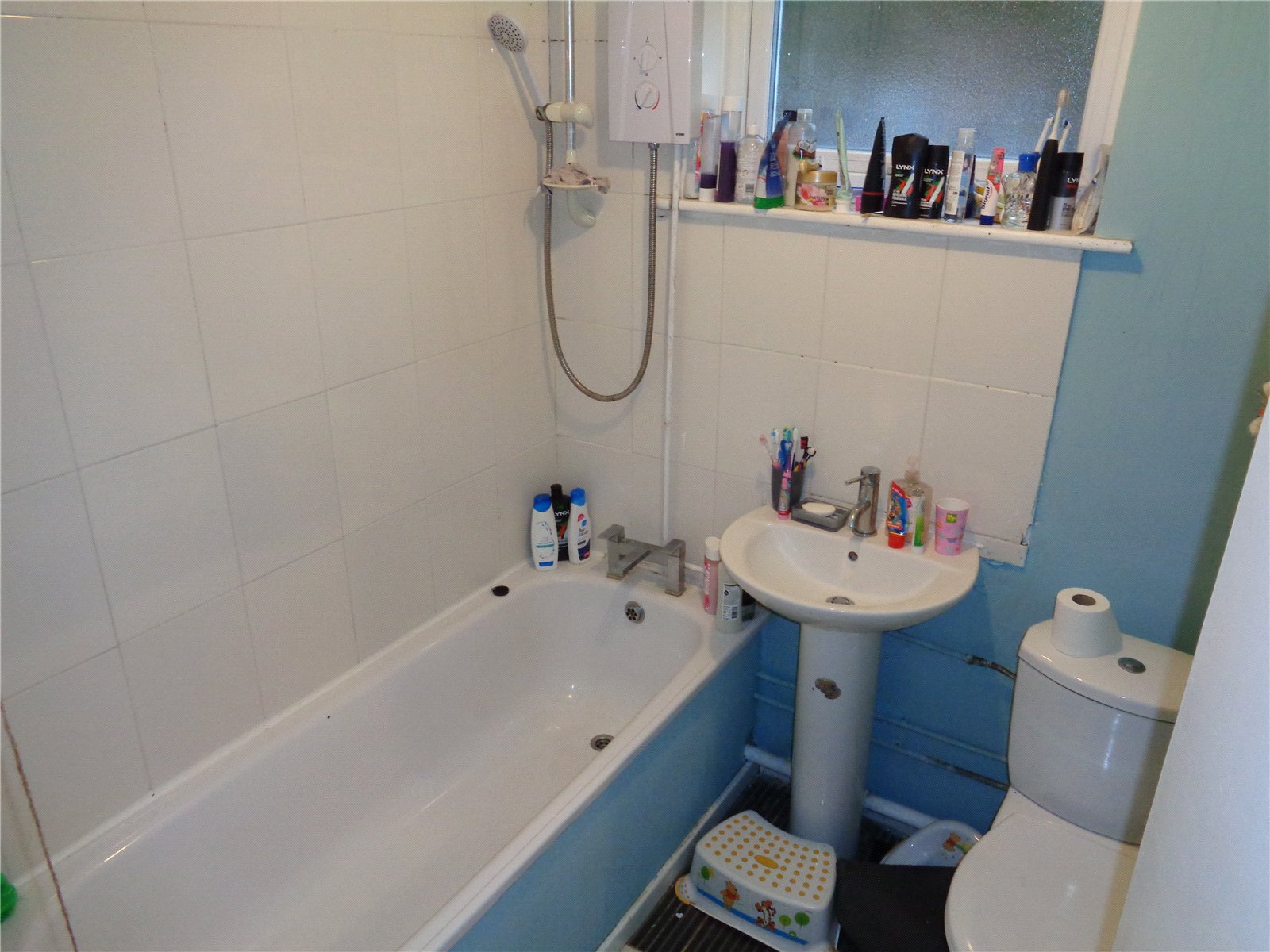 Flaxton Walk, Farndale Estate, Whitmore Reans, Wolverhampton, WV6 - DB Roberts