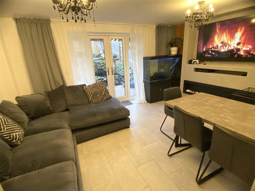 Ketley Park Road, Ketley, Telford, TF1 - DB Roberts