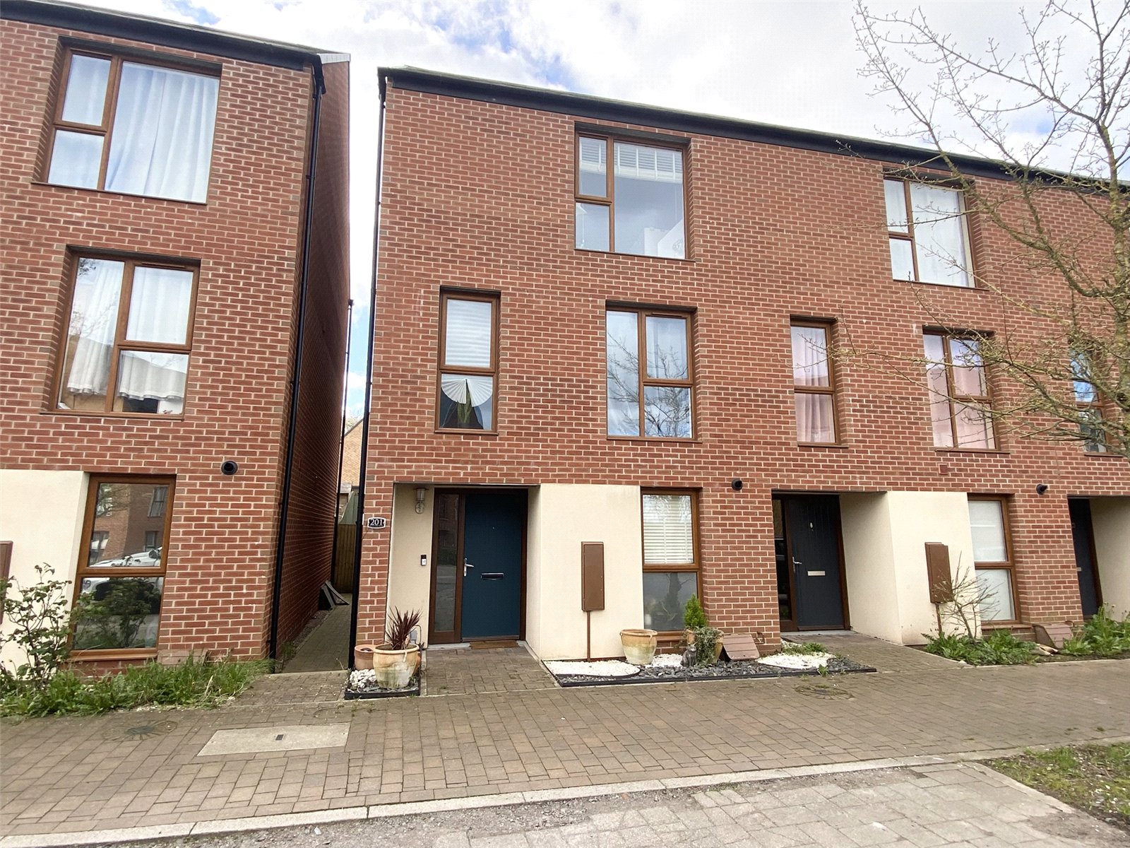 Ketley Park Road, Ketley, Telford, TF1 - DB Roberts