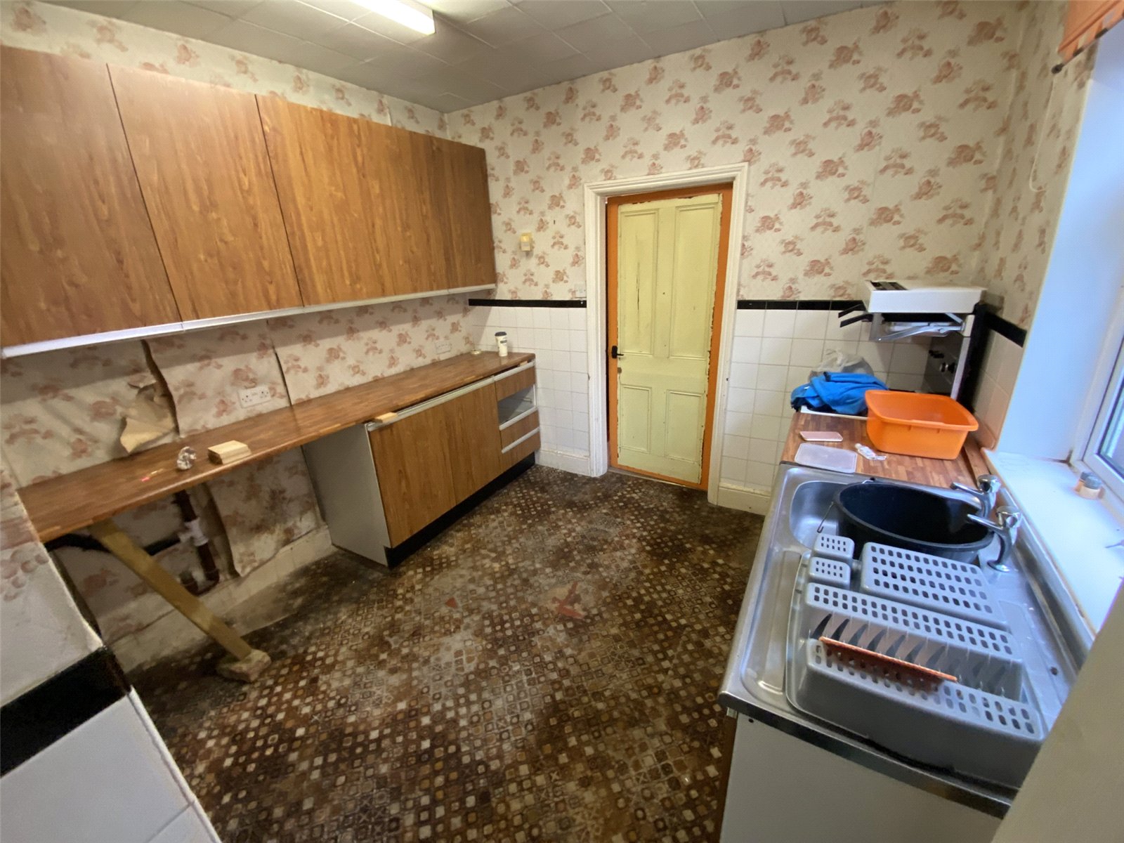 Hadley Park Road, Leegomery, Telford, TF1 - DB Roberts