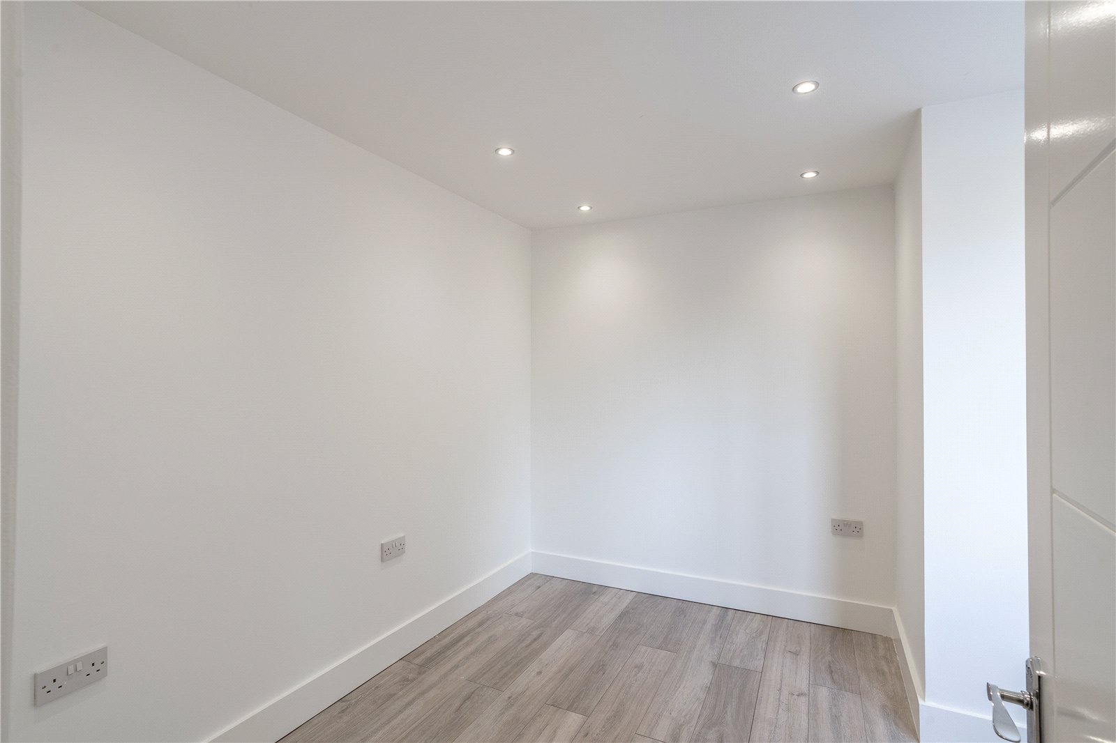 Greenfinch Close, Apley, Telford, TF1 - DB Roberts