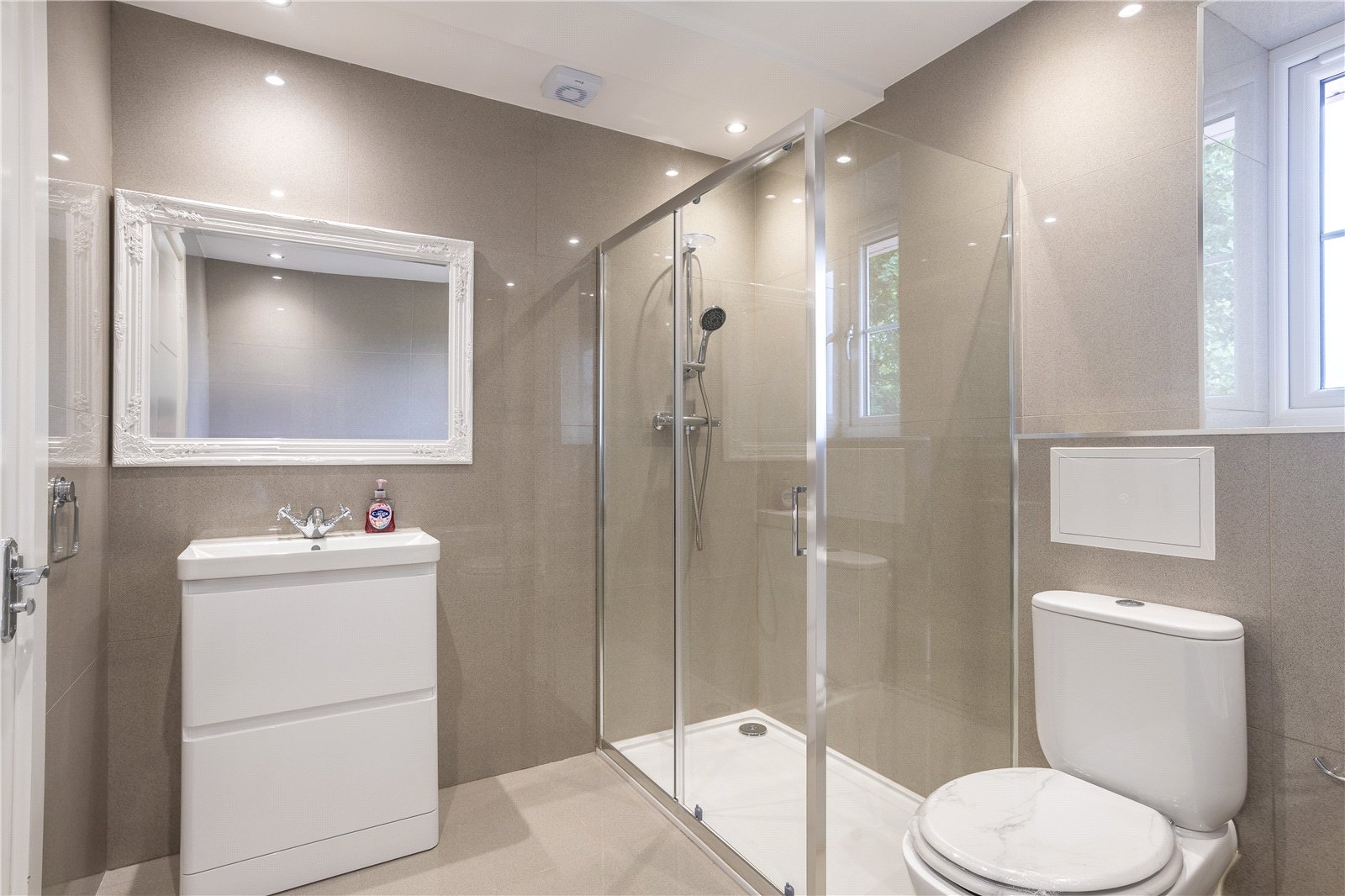 Greenfinch Close, Apley, Telford, TF1 - DB Roberts