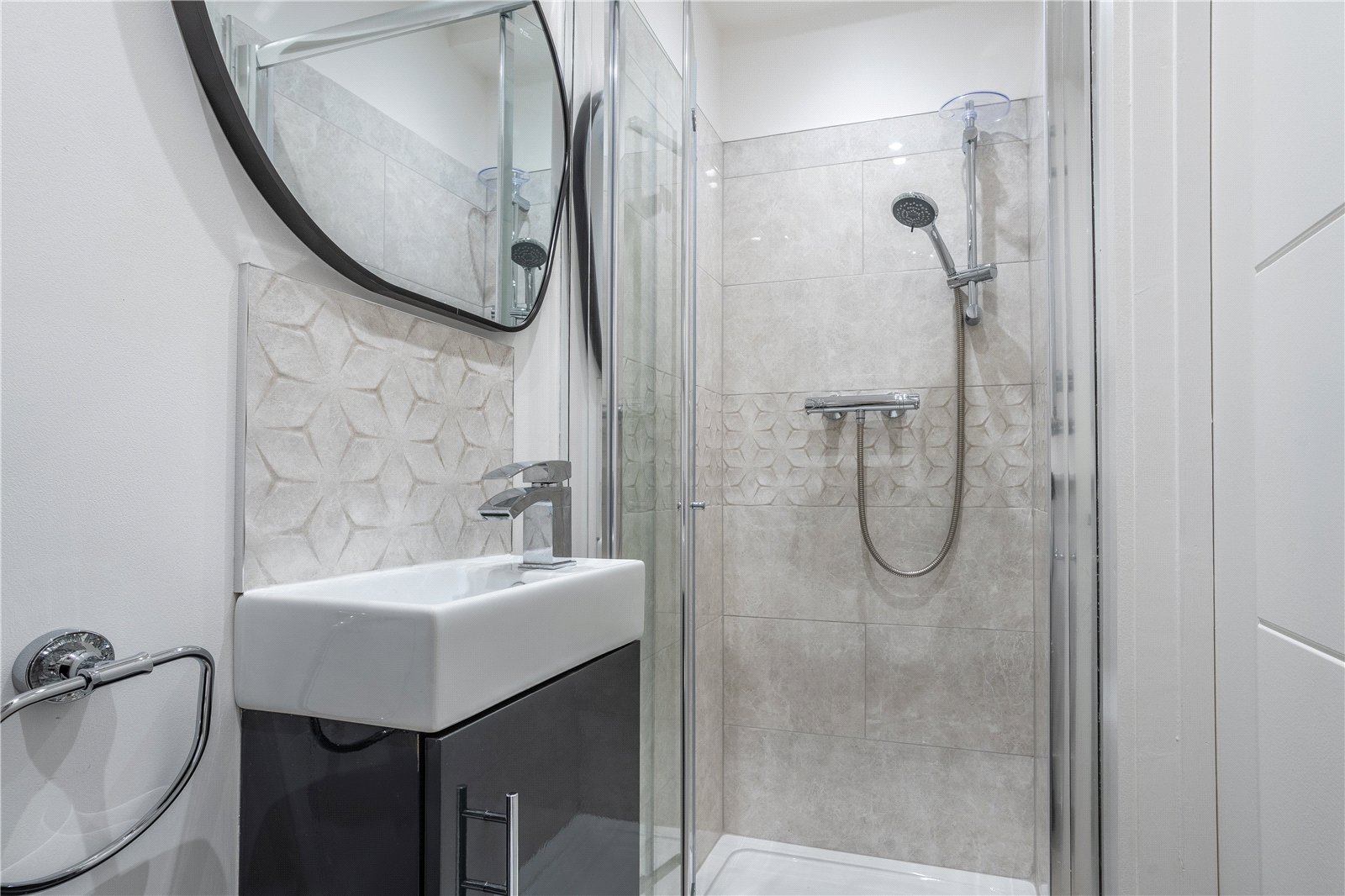 Greenfinch Close, Apley, Telford, TF1 - DB Roberts