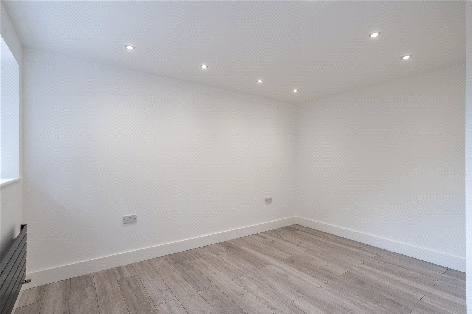 Greenfinch Close, Apley, Telford, TF1 - DB Roberts