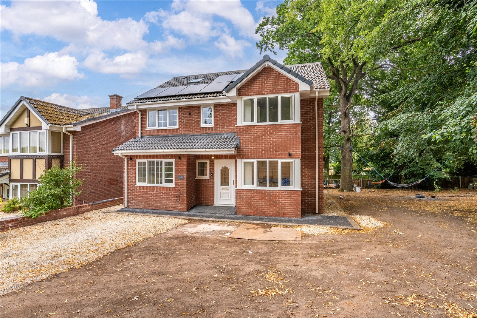 Greenfinch Close, Apley, Telford, TF1 - DB Roberts