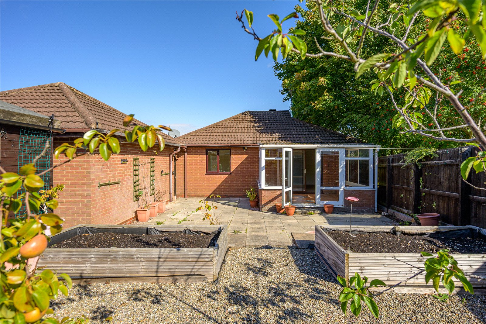 Hartshill, Oakengates, Telford, TF2 - DB Roberts