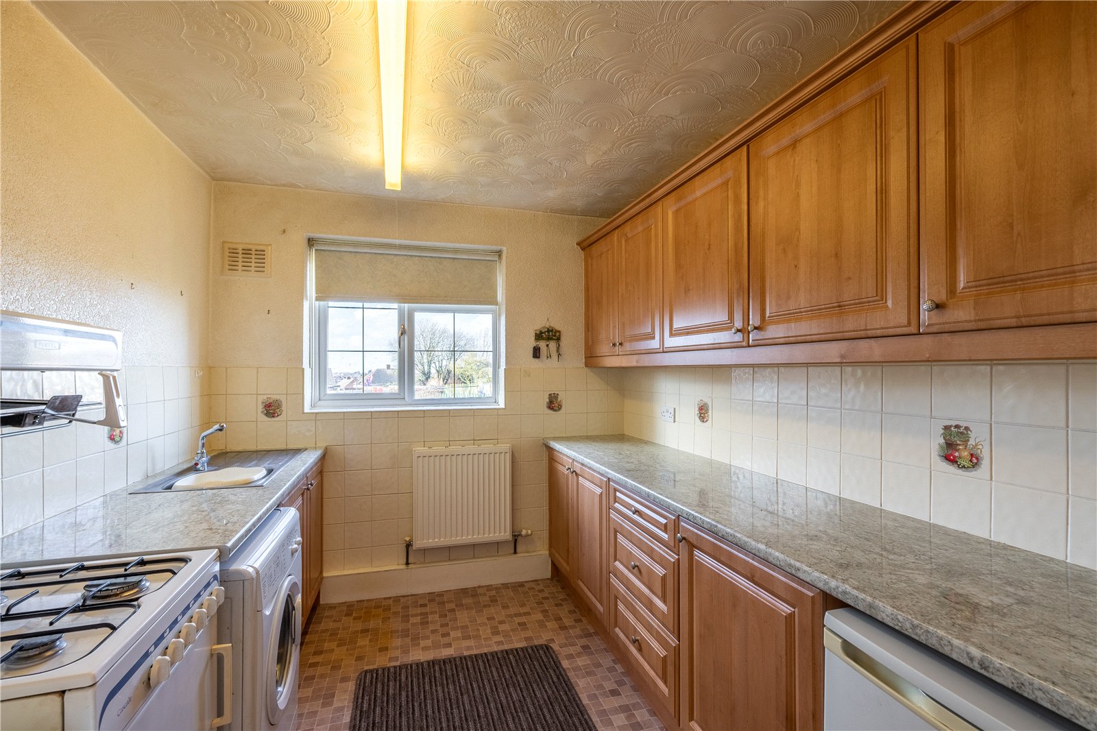 Clare Crescent, Bilston, Wolverhampton, WV14 - DB Roberts