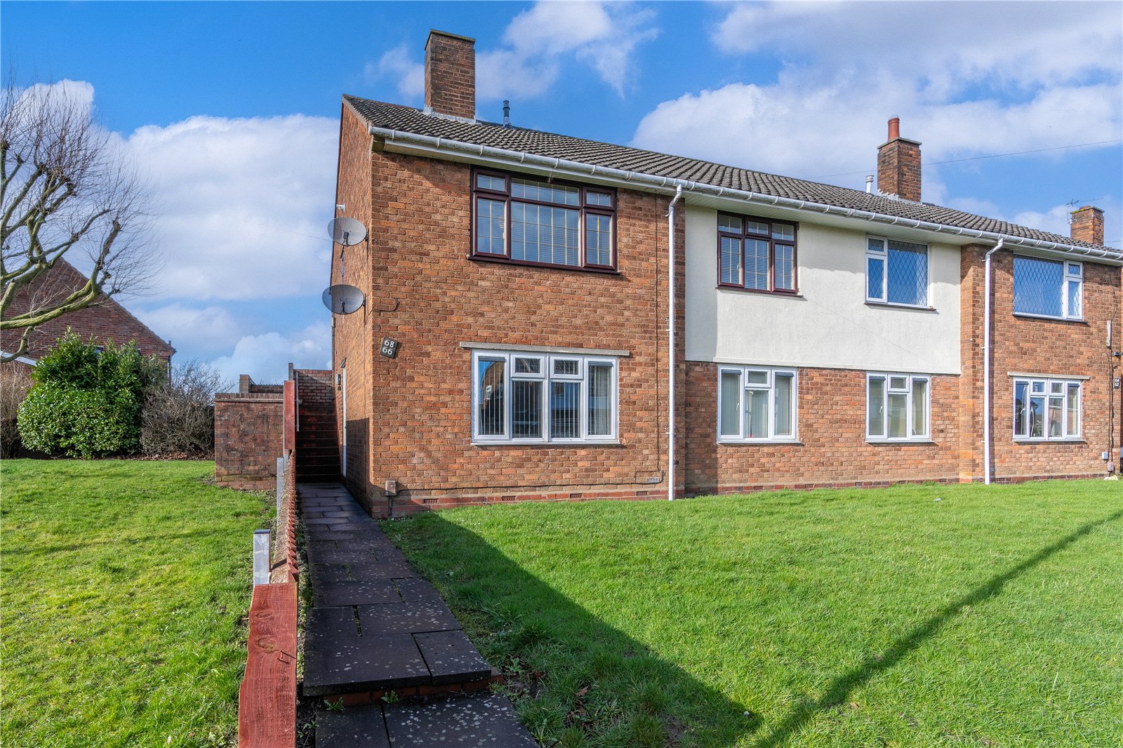 Clare Crescent, Bilston, Wolverhampton, WV14 - DB Roberts