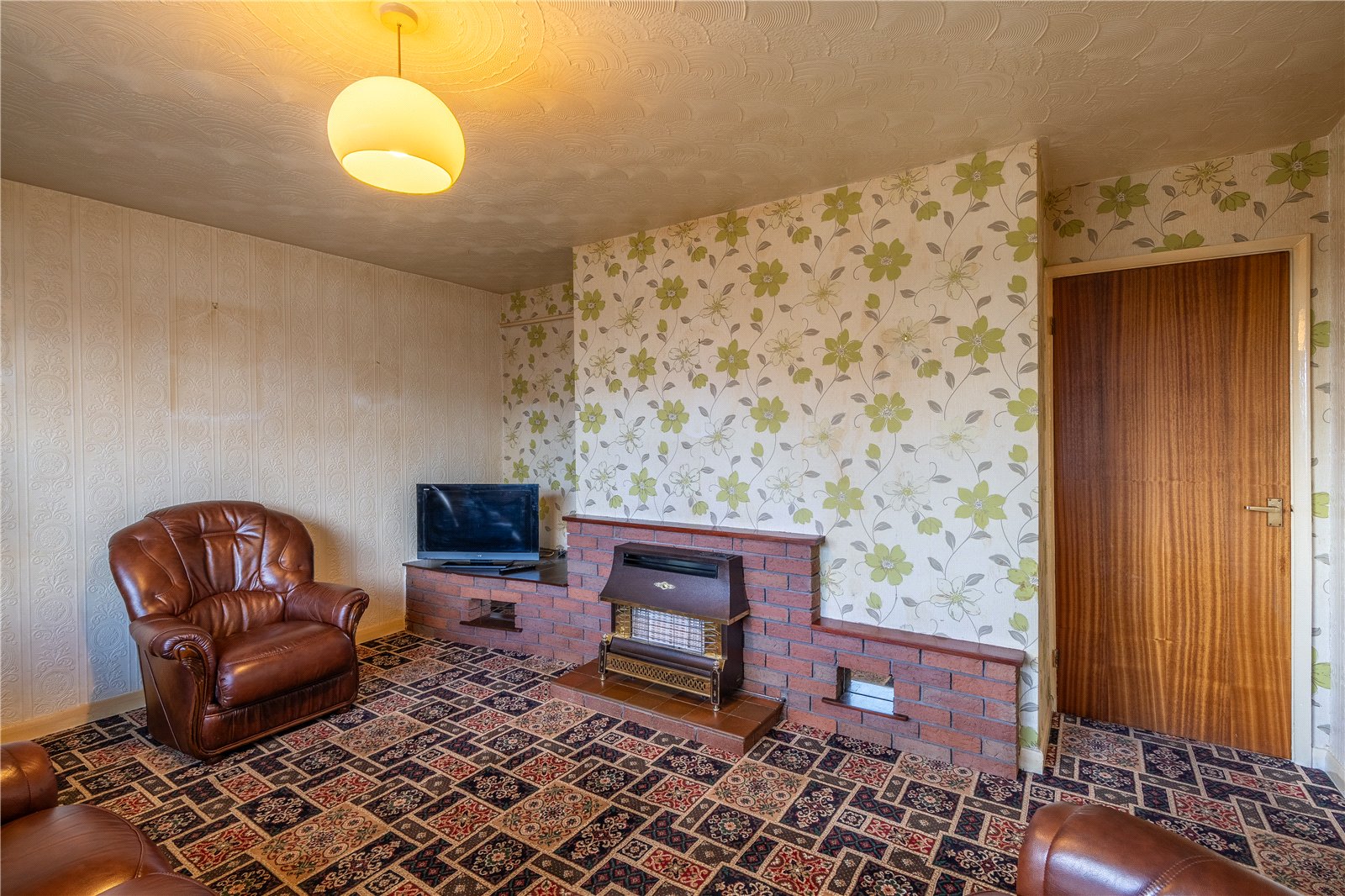 Clare Crescent, Bilston, Wolverhampton, WV14 - DB Roberts