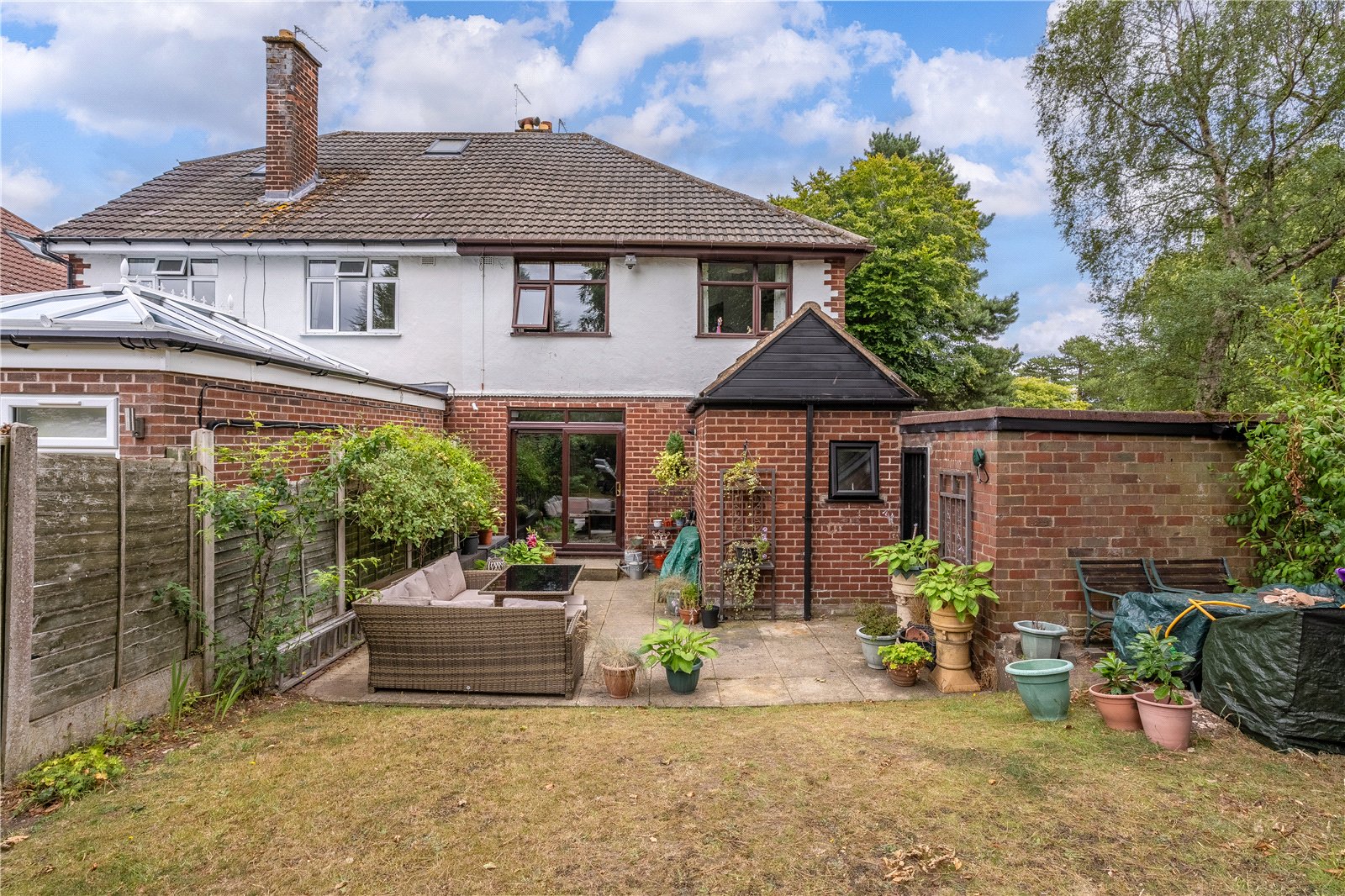 Knights Crescent, Tettenhall, Wolverhampton, WV6 - DB Roberts