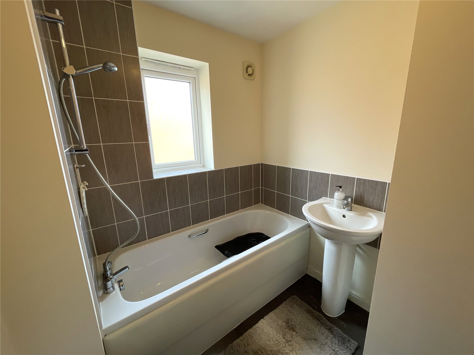 Coningsby Drive, Ettingshall Place, Wolverhampton, WV2 - DB Roberts