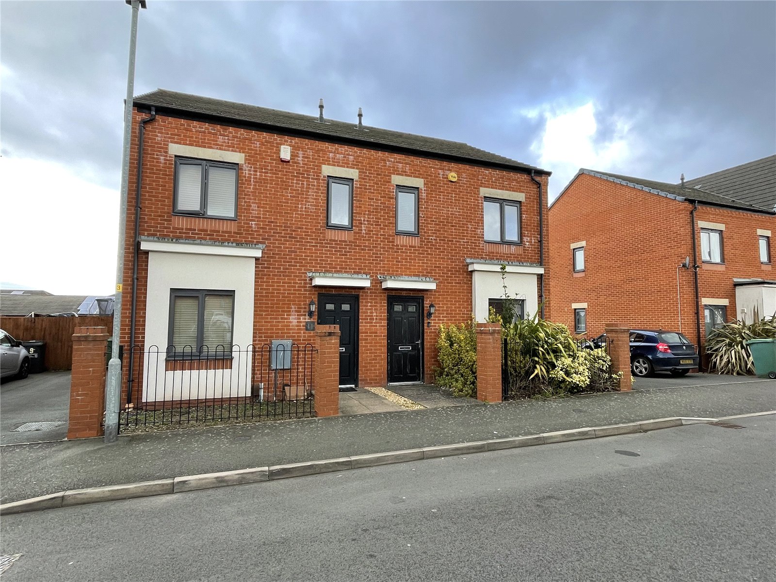 Coningsby Drive, Ettingshall Place, Wolverhampton, WV2 - DB Roberts
