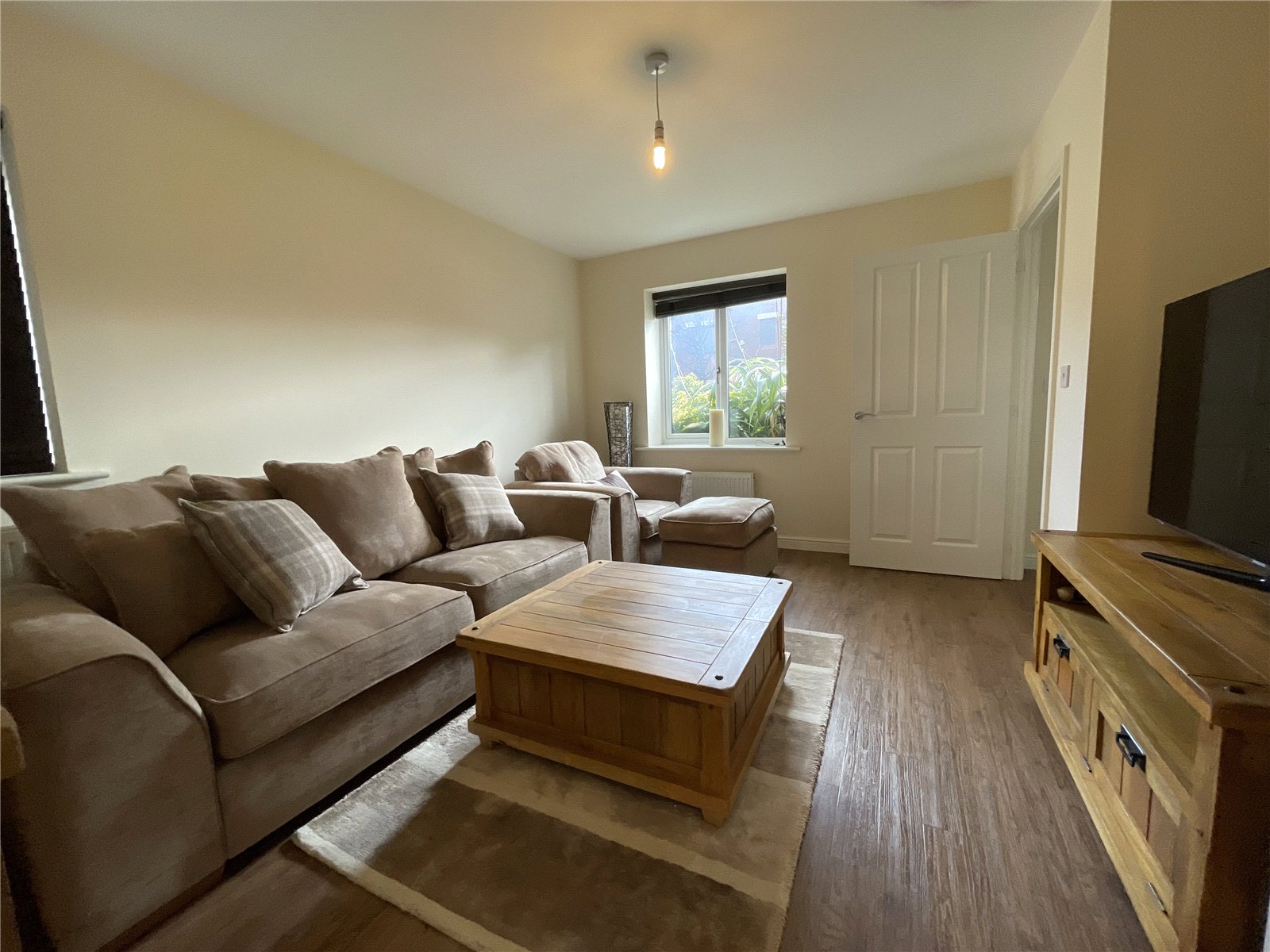 Coningsby Drive, Ettingshall Place, Wolverhampton, WV2 - DB Roberts