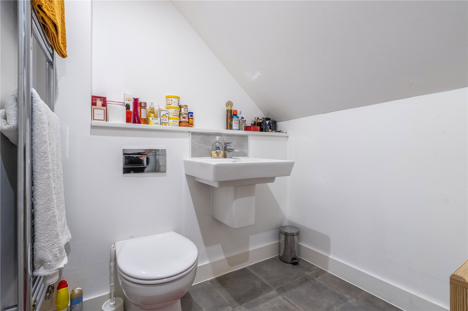 Steelhouse Lane, Parkfields, Wolverhampton, WV2 - DB Roberts