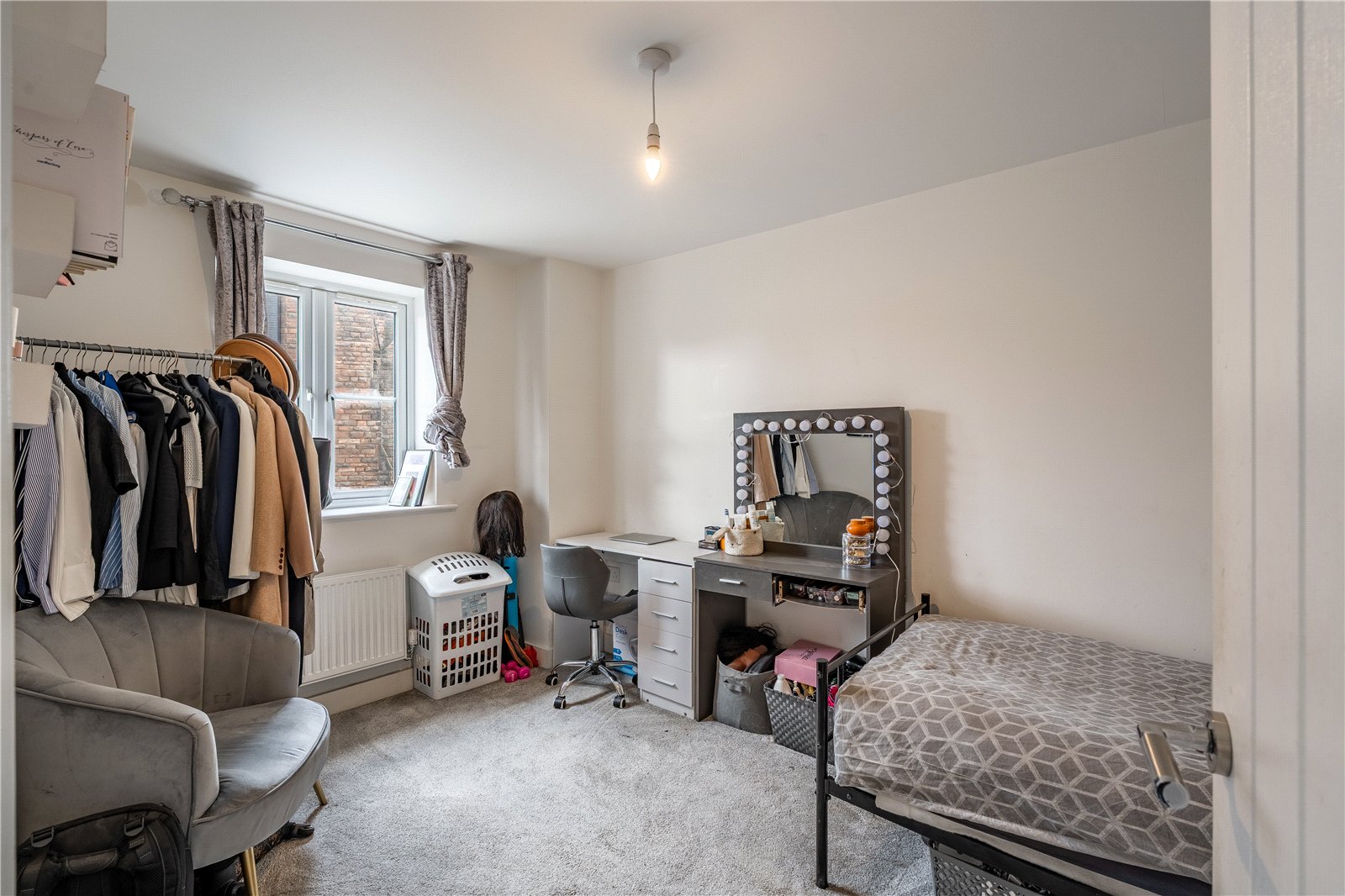 Steelhouse Lane, Parkfields, Wolverhampton, WV2 - DB Roberts