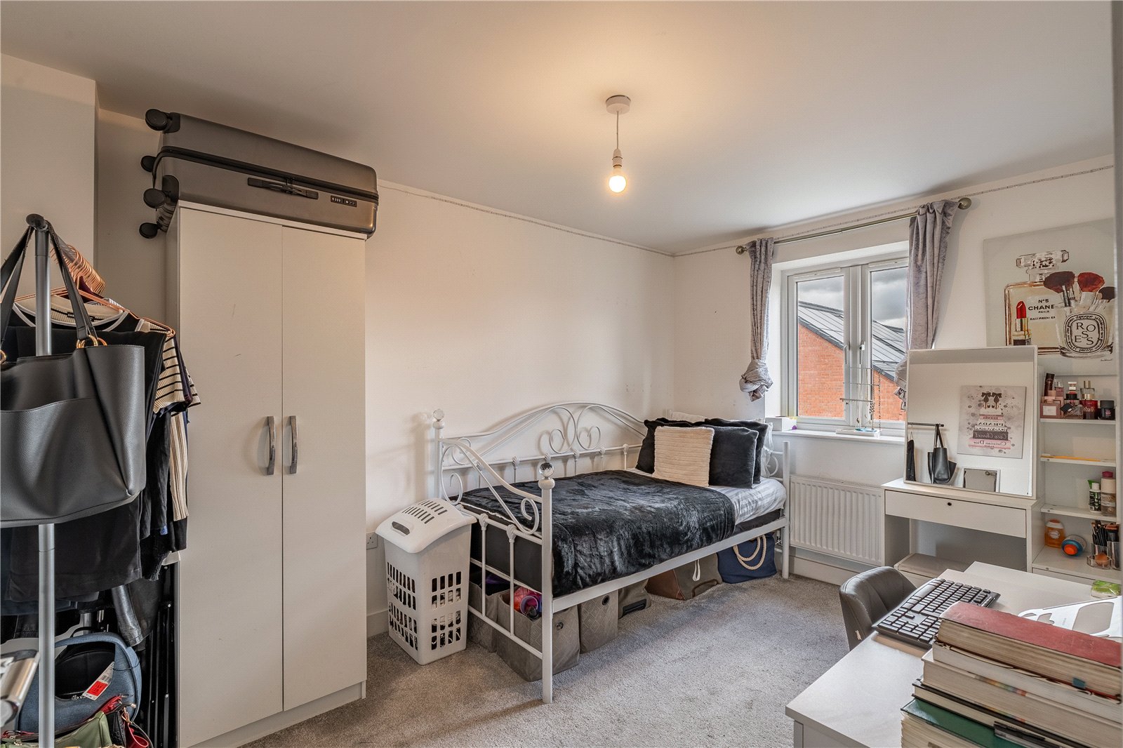 Steelhouse Lane, Parkfields, Wolverhampton, WV2 - DB Roberts