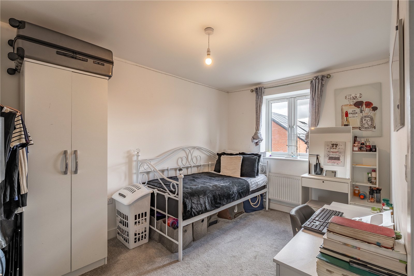 Steelhouse Lane, Parkfields, Wolverhampton, WV2 - DB Roberts