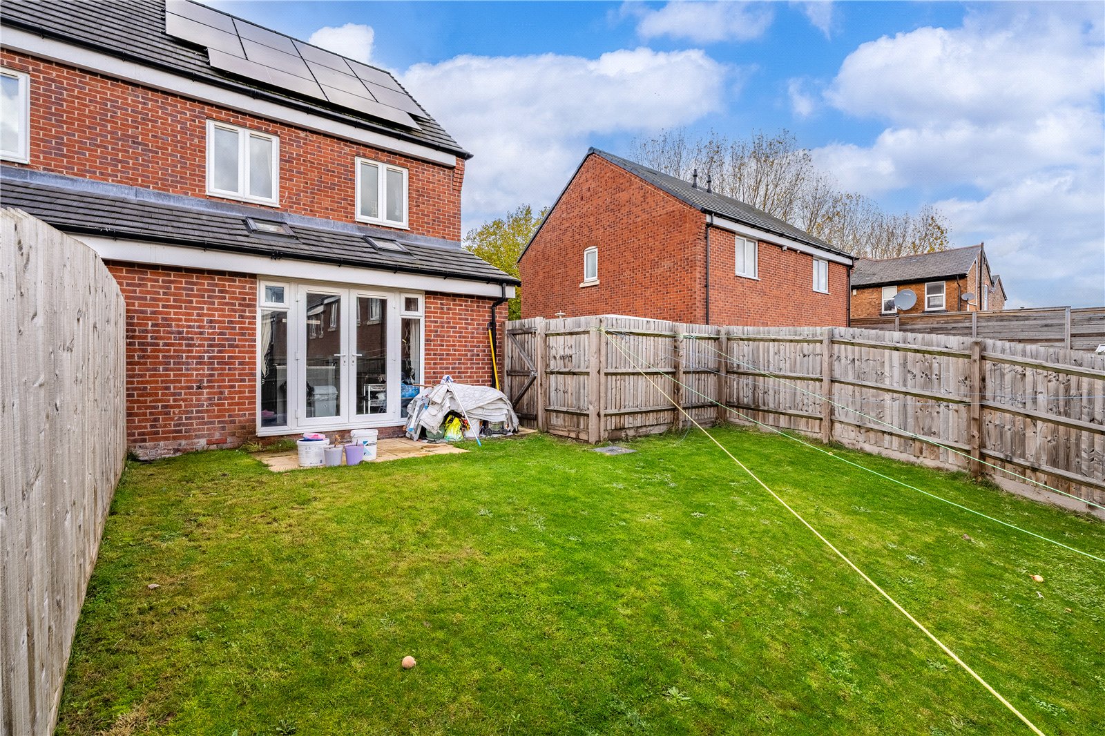 Steelhouse Lane, Parkfields, Wolverhampton, WV2 - DB Roberts