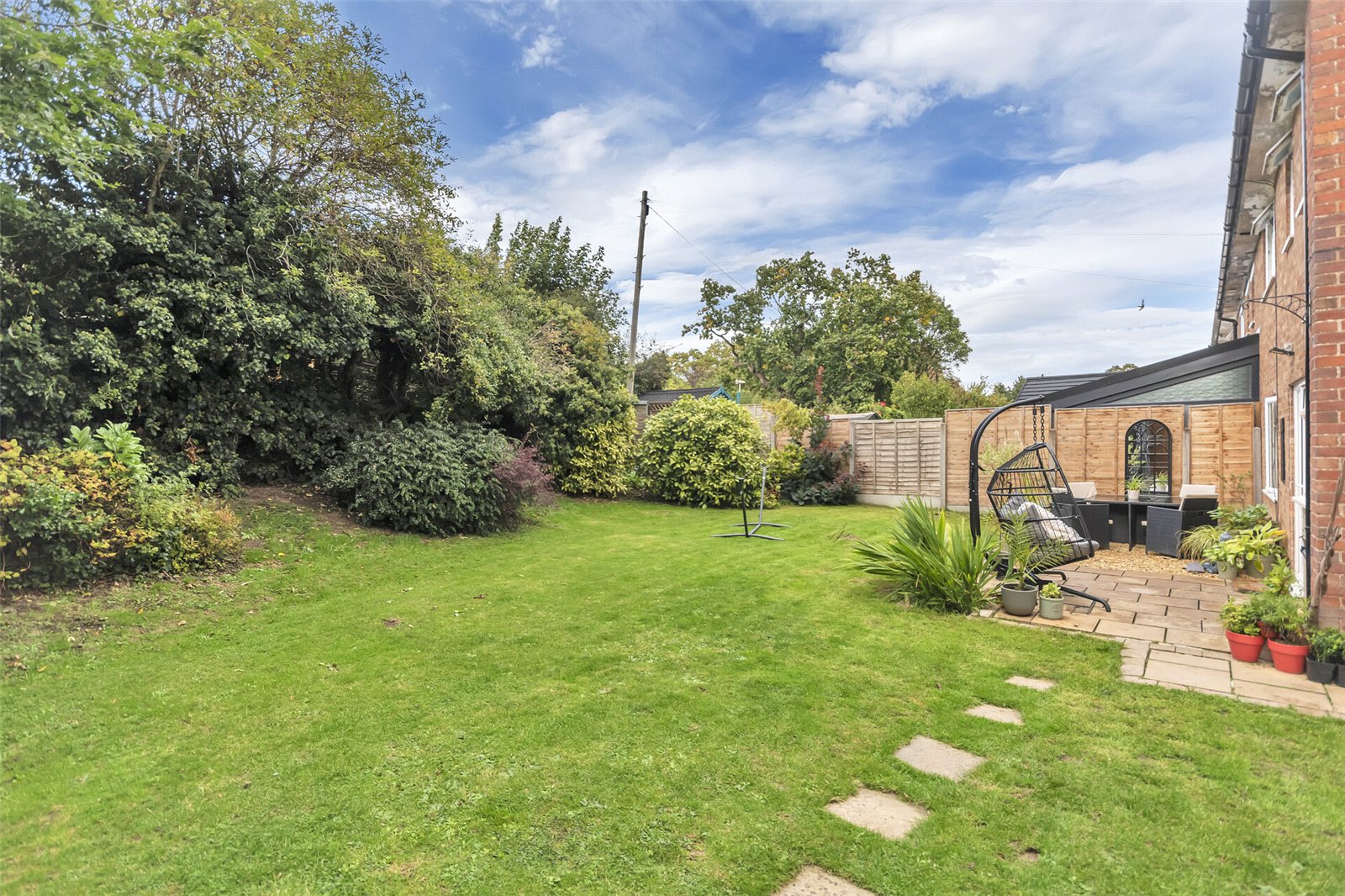 Shorncliffe Drive, Copthorne, Shrewsbury, SY3 - DB Roberts