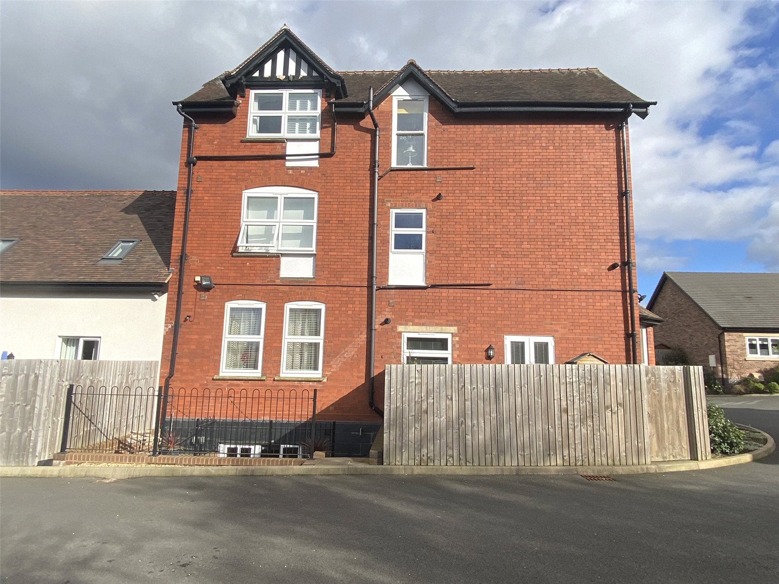 Holyhead Road, Wellington, Telford, TF1 - DB Roberts