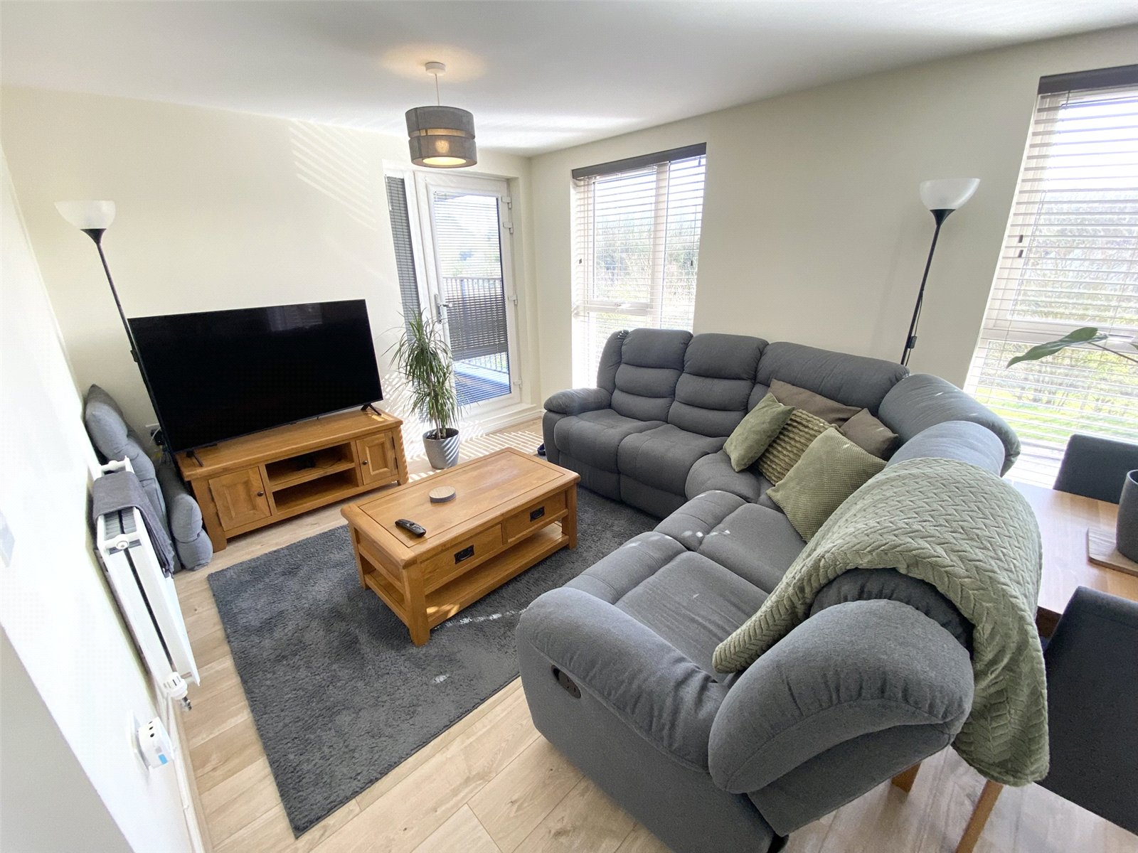 Parkside Crescent, Ketley, Telford, TF1 - DB Roberts