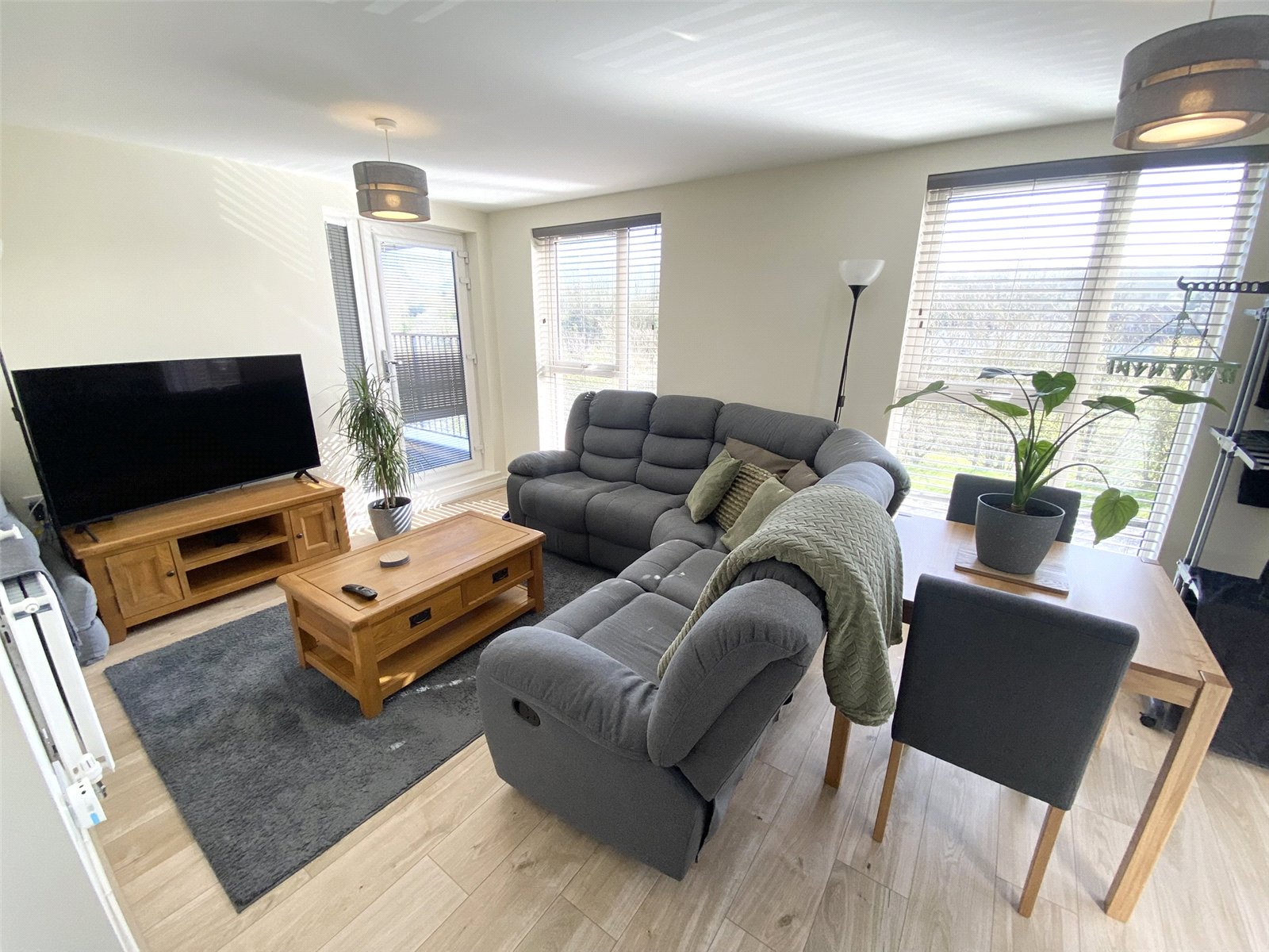 Parkside Crescent, Ketley, Telford, TF1 - DB Roberts