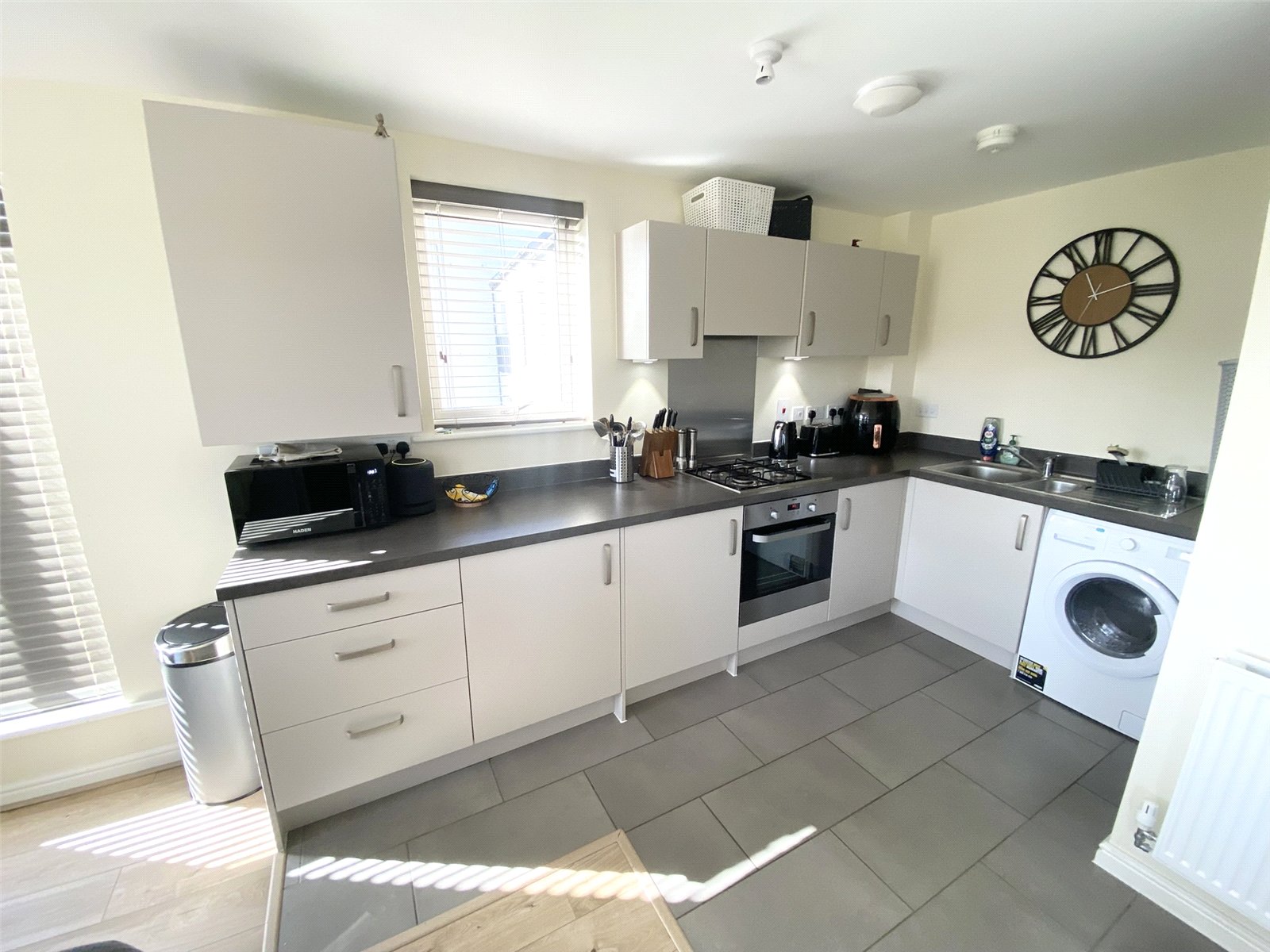 Parkside Crescent, Ketley, Telford, TF1 - DB Roberts