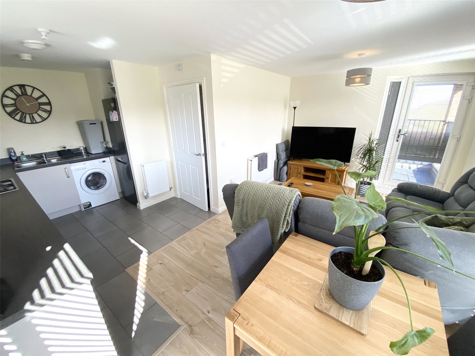 Parkside Crescent, Ketley, Telford, TF1 - DB Roberts