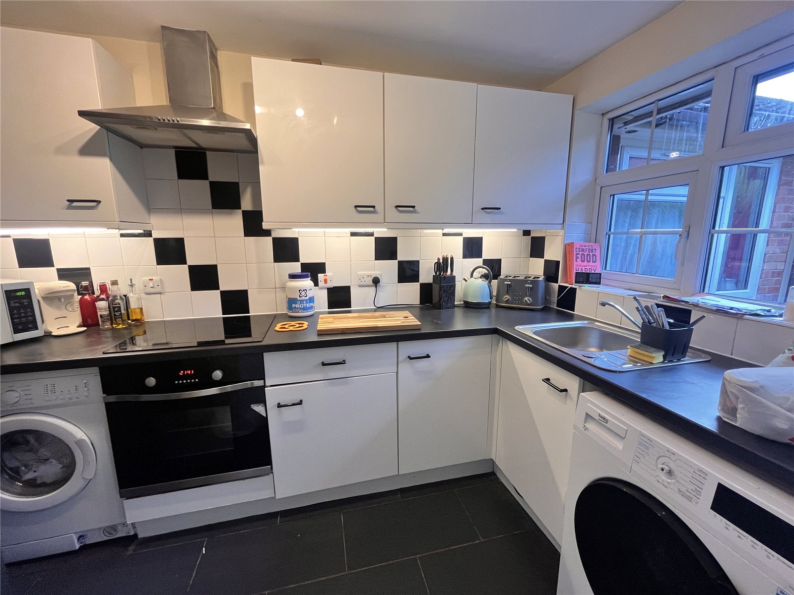 Twyfords Way, Monkmoor, Shrewsbury, SY2 - DB Roberts