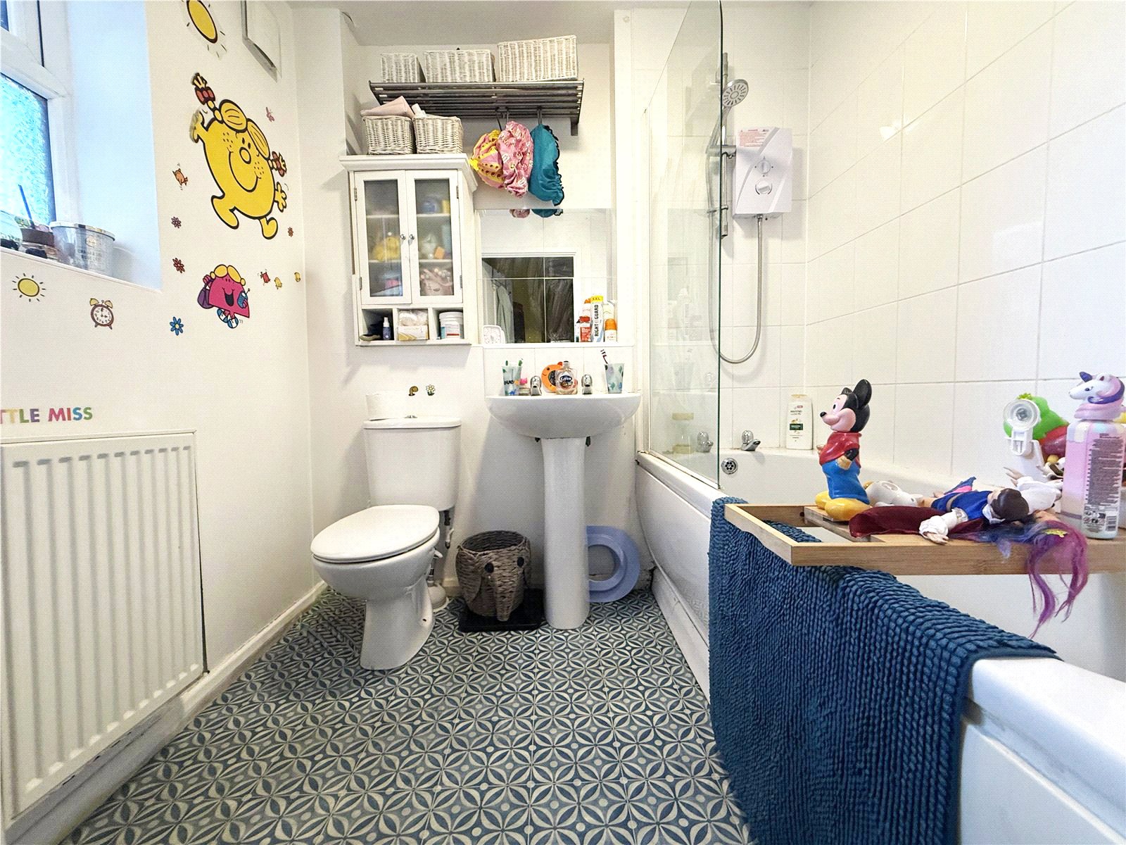 Wilfred Owen Close, Cherry Orchard, Shrewsbury, SY2 - DB Roberts