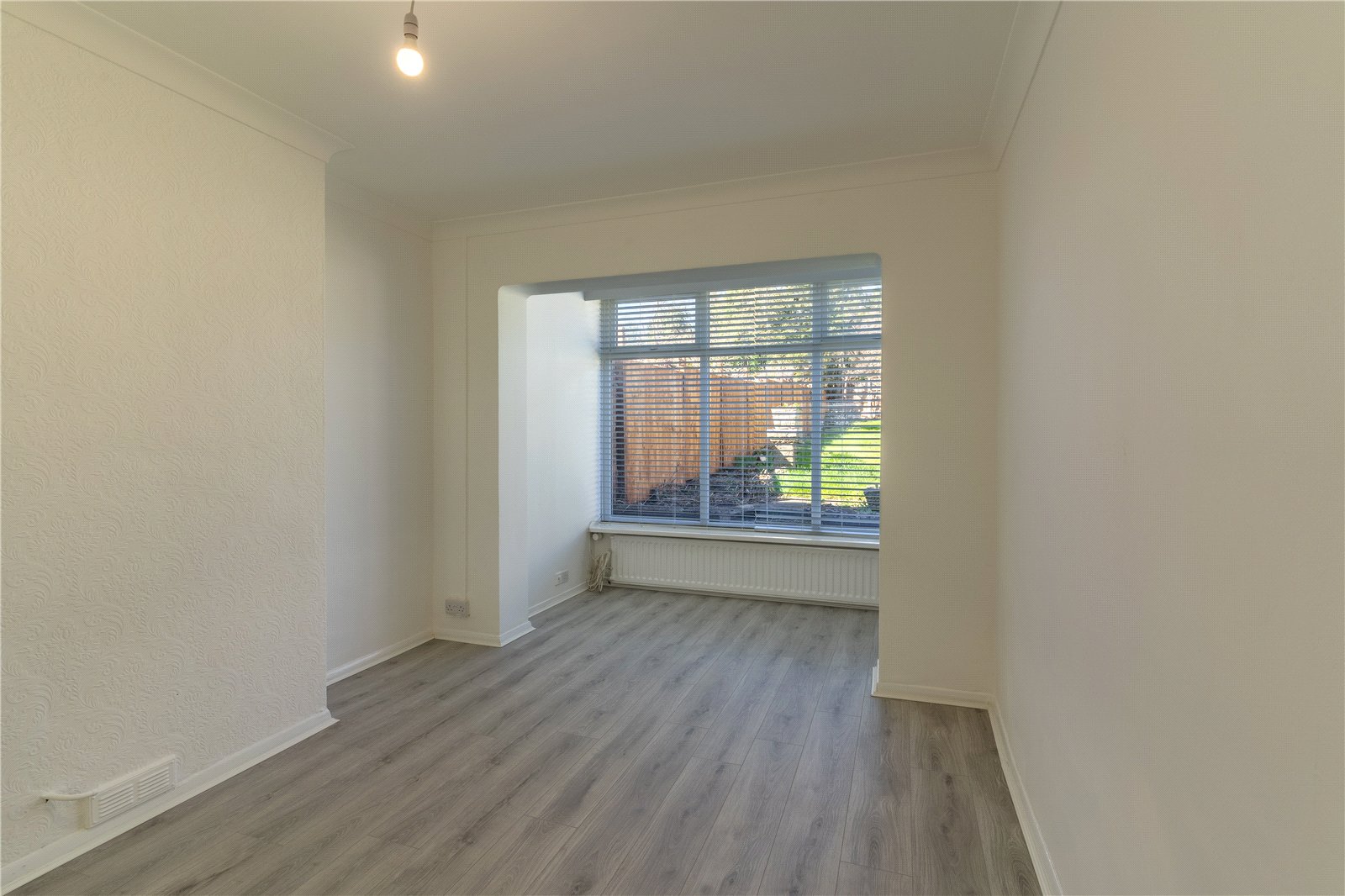 Aldersley Road, Aldersley, Wolverhampton, WV6 - DB Roberts