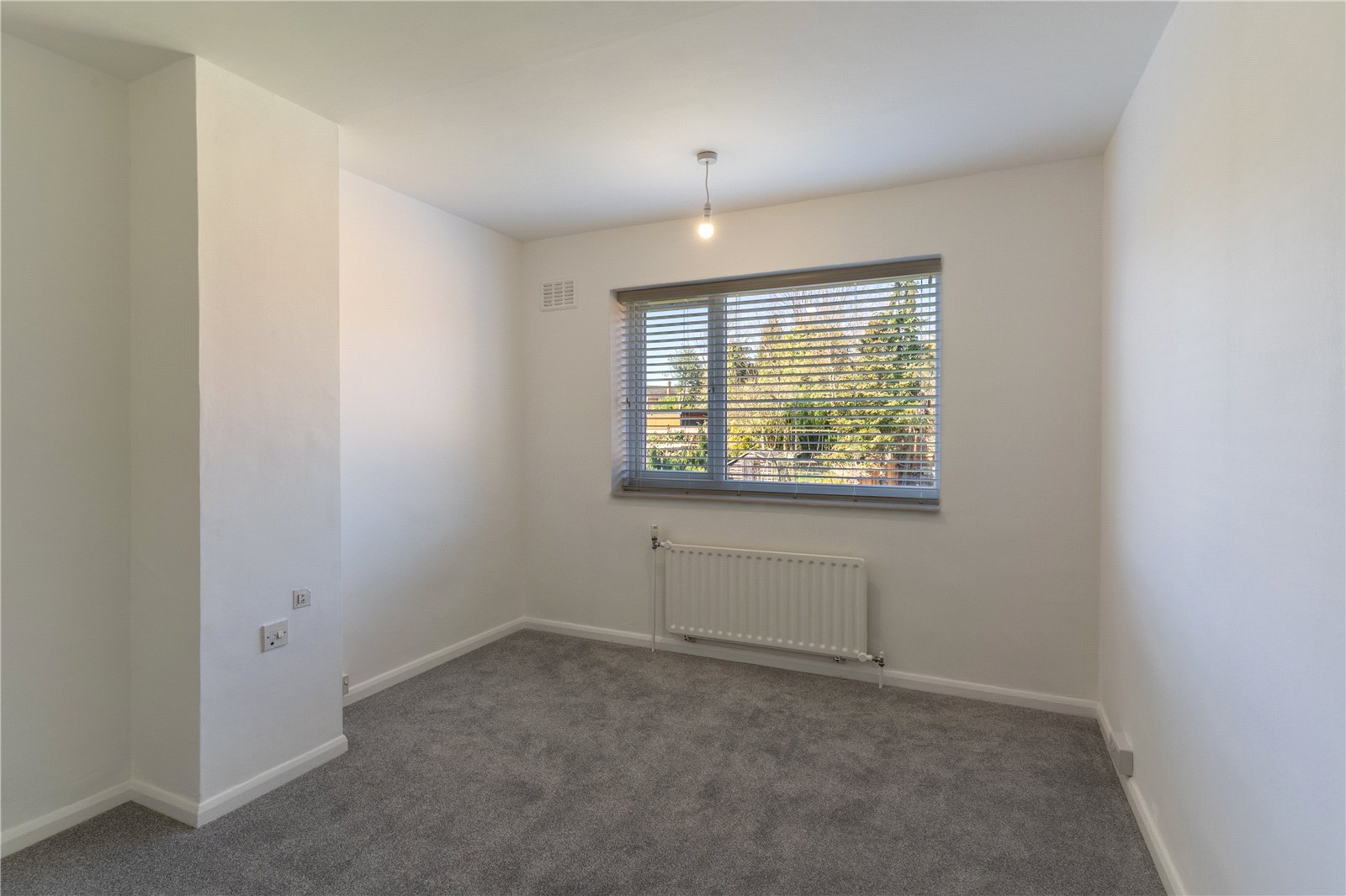 Aldersley Road, Aldersley, Wolverhampton, WV6 - DB Roberts