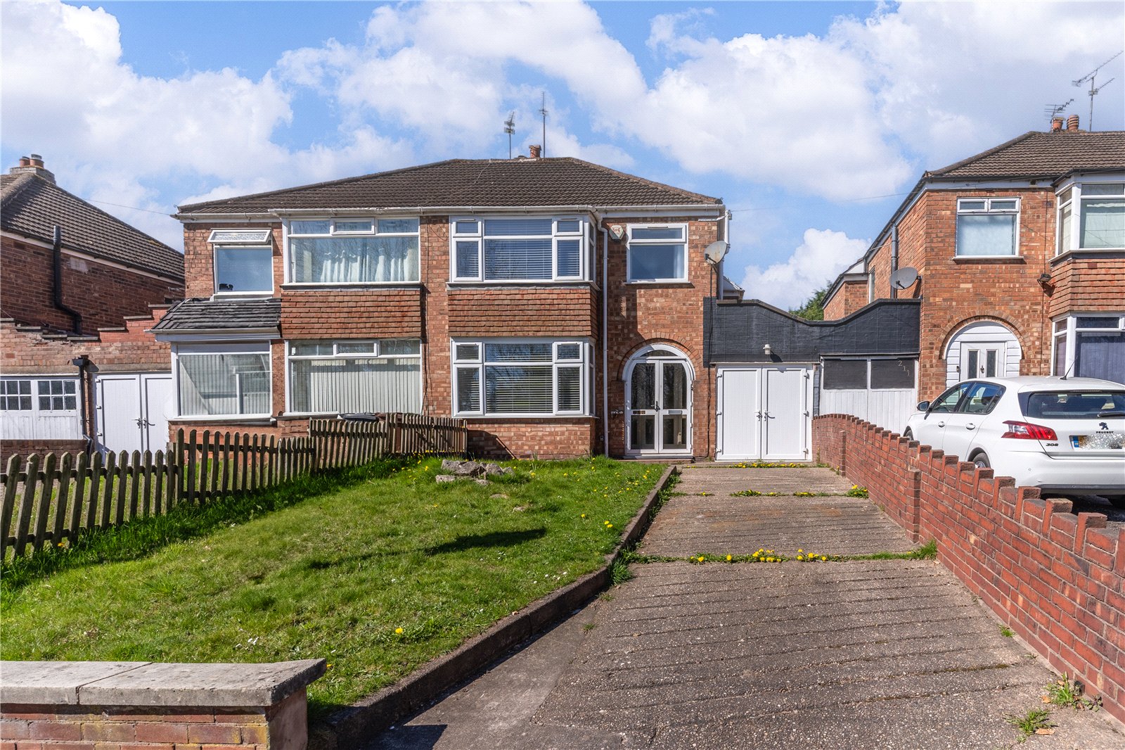 Aldersley Road, Aldersley, Wolverhampton, WV6 - DB Roberts