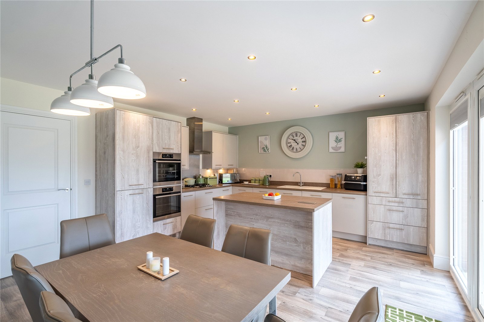 George Wynn Way, Priorslee, Telford, TF2 - DB Roberts