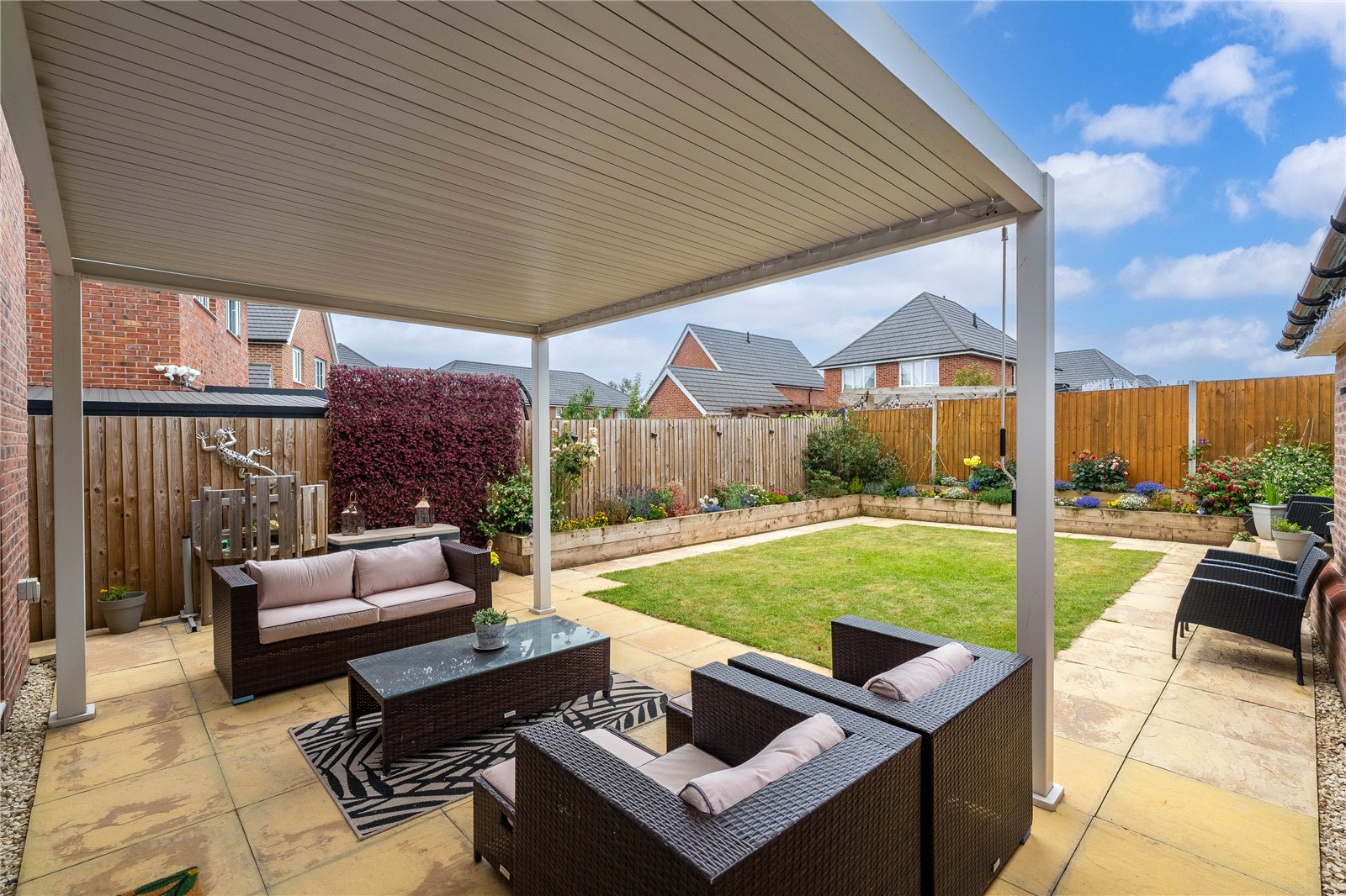 George Wynn Way, Priorslee, Telford, TF2 - DB Roberts