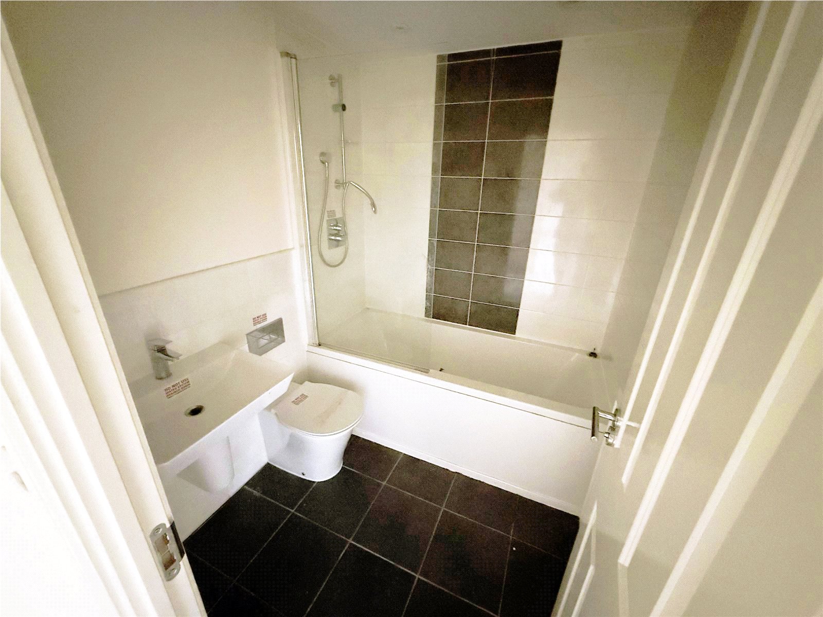 Whinberry Drive, Bowbrook, Shrewsbury, SY5 - DB Roberts