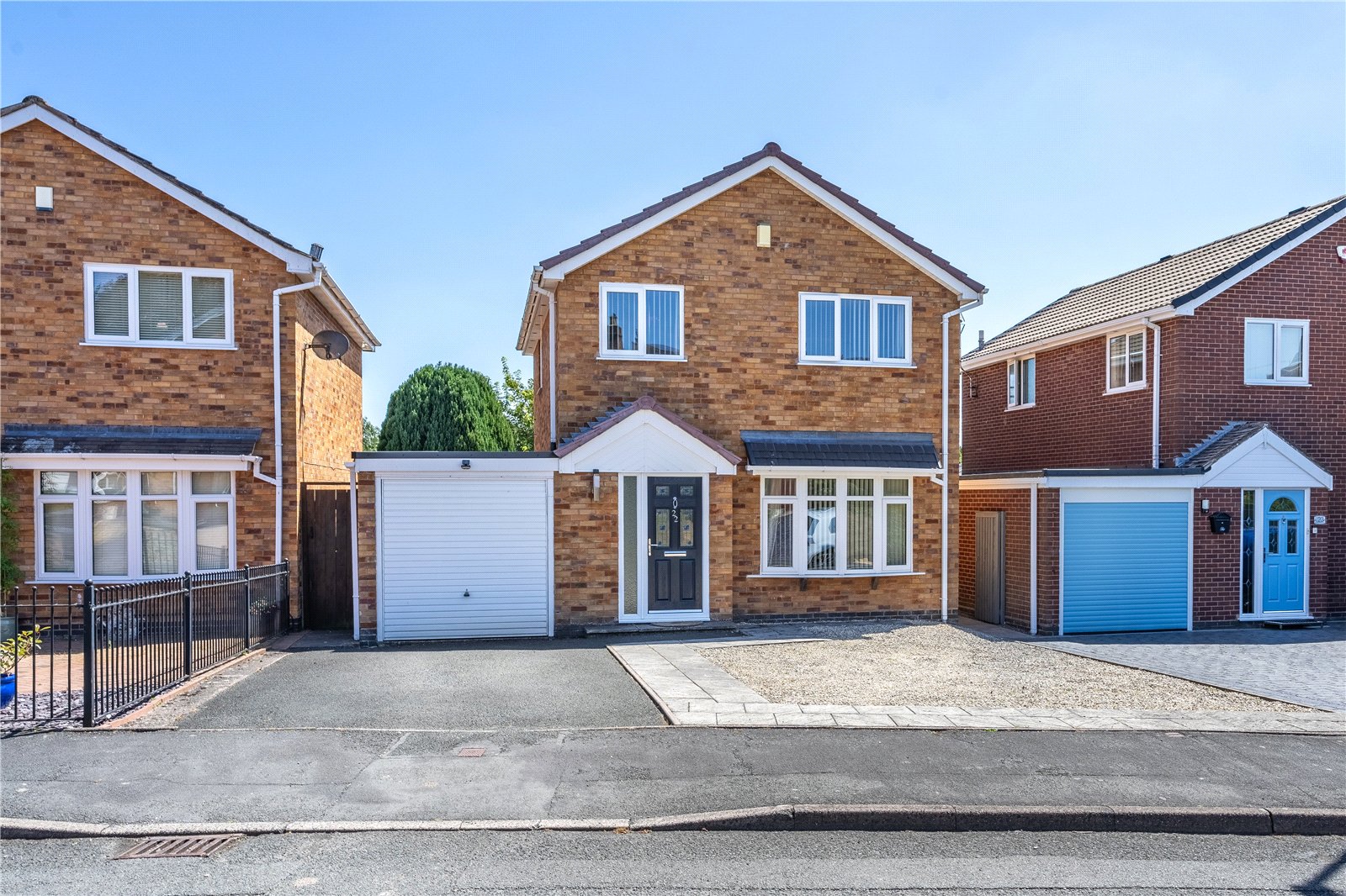 Cottage Farm Close, Madeley, Telford, TF7 - DB Roberts