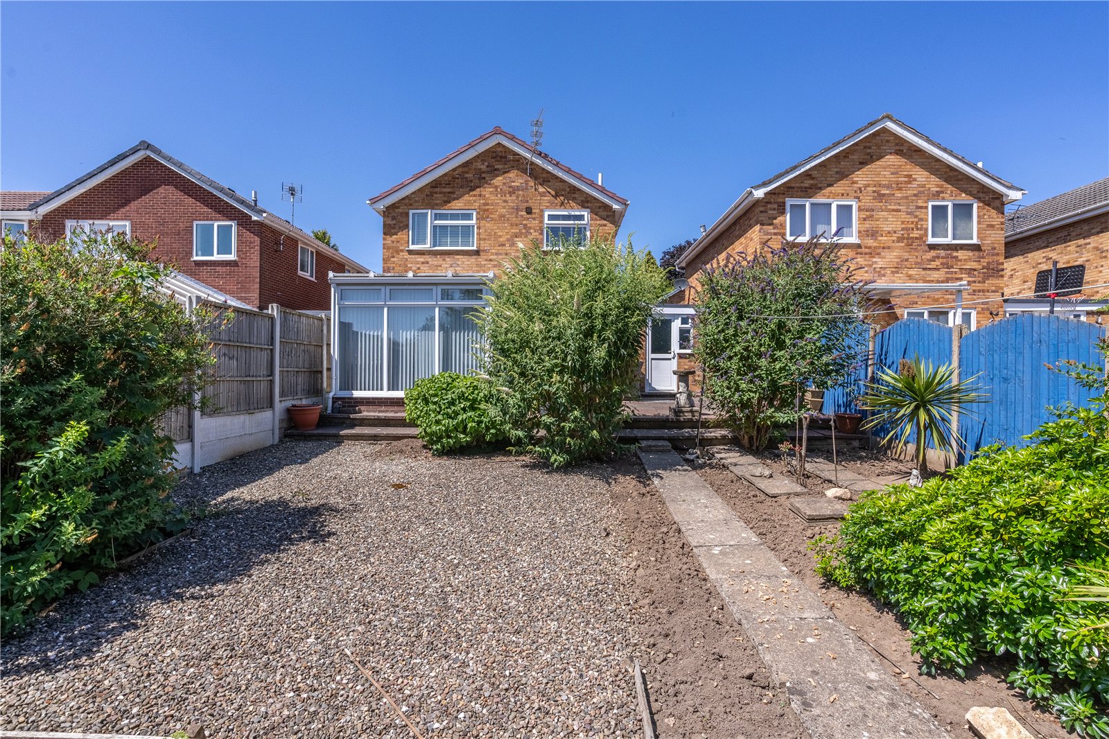 Cottage Farm Close, Madeley, Telford, TF7 - DB Roberts
