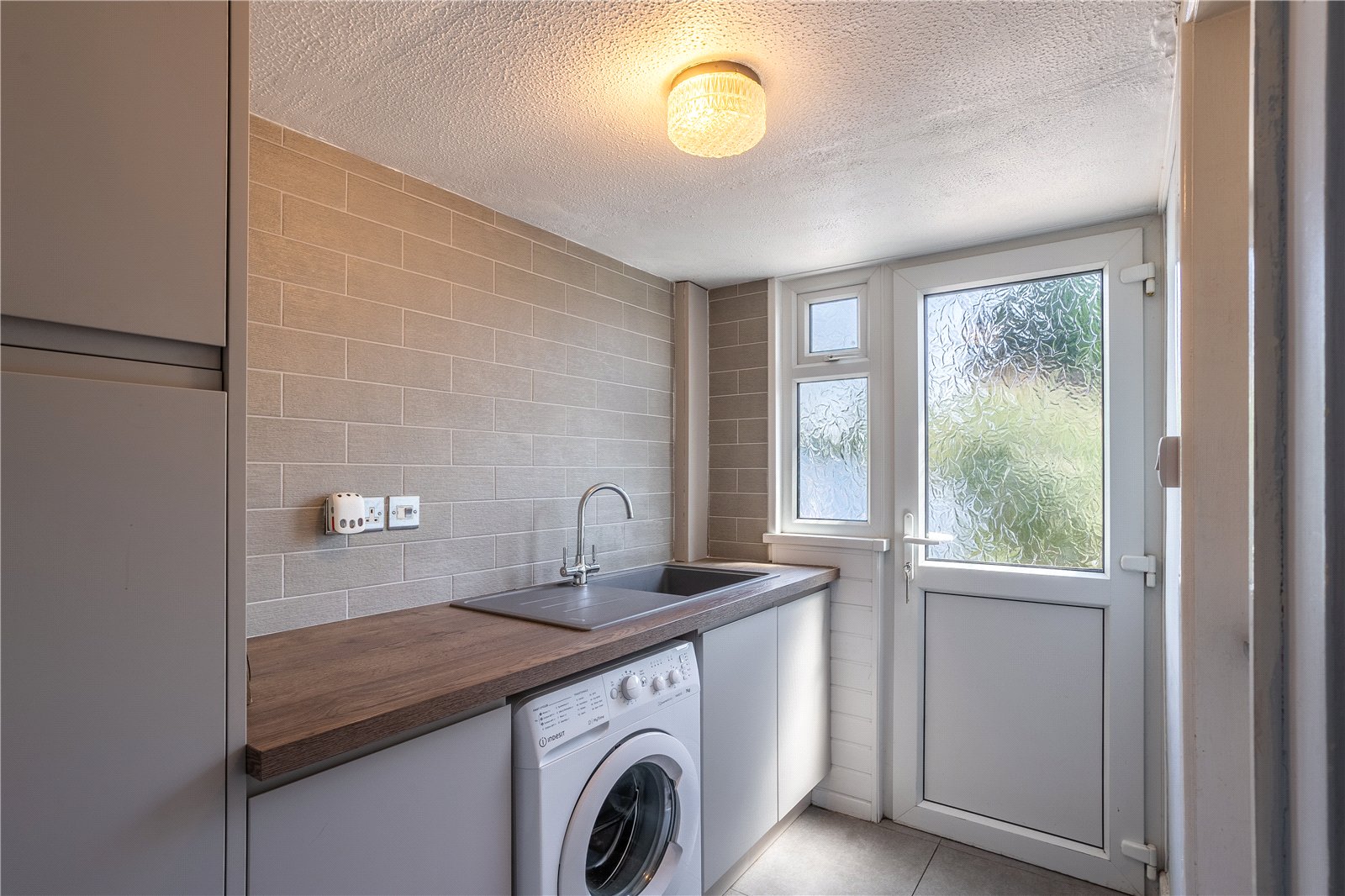 Cottage Farm Close, Madeley, Telford, TF7 - DB Roberts