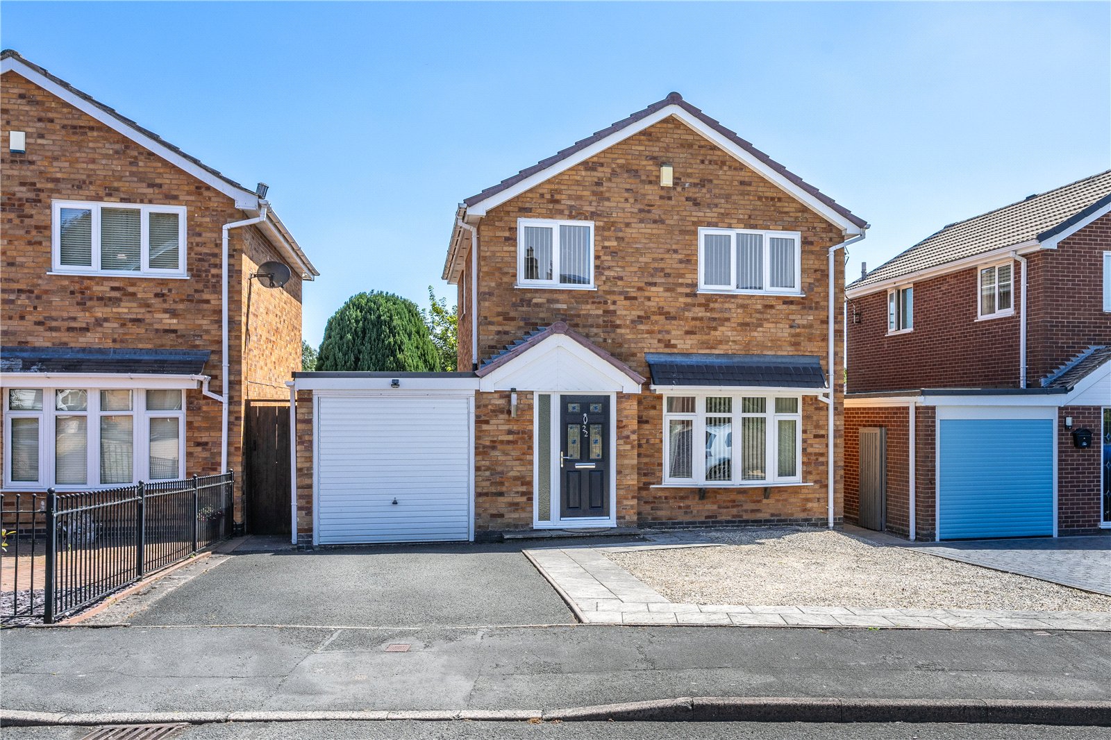 Cottage Farm Close, Madeley, Telford, TF7 - DB Roberts