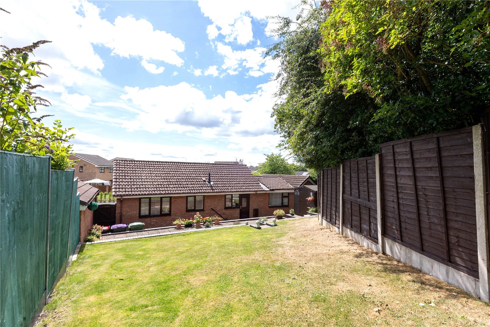 Weavers Rise, Ketley Bank, Telford, TF2 - DB Roberts