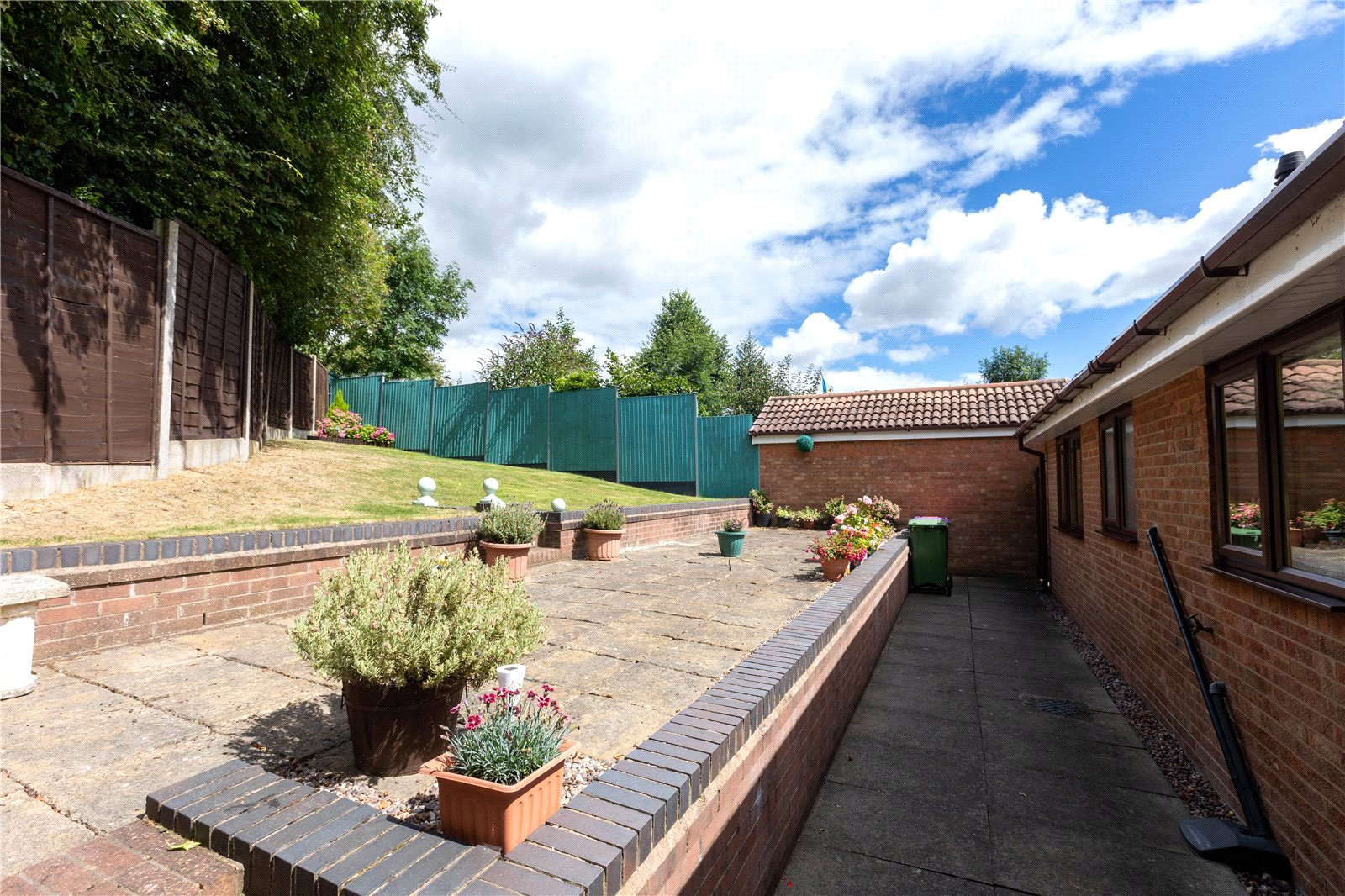 Weavers Rise, Ketley Bank, Telford, TF2 - DB Roberts