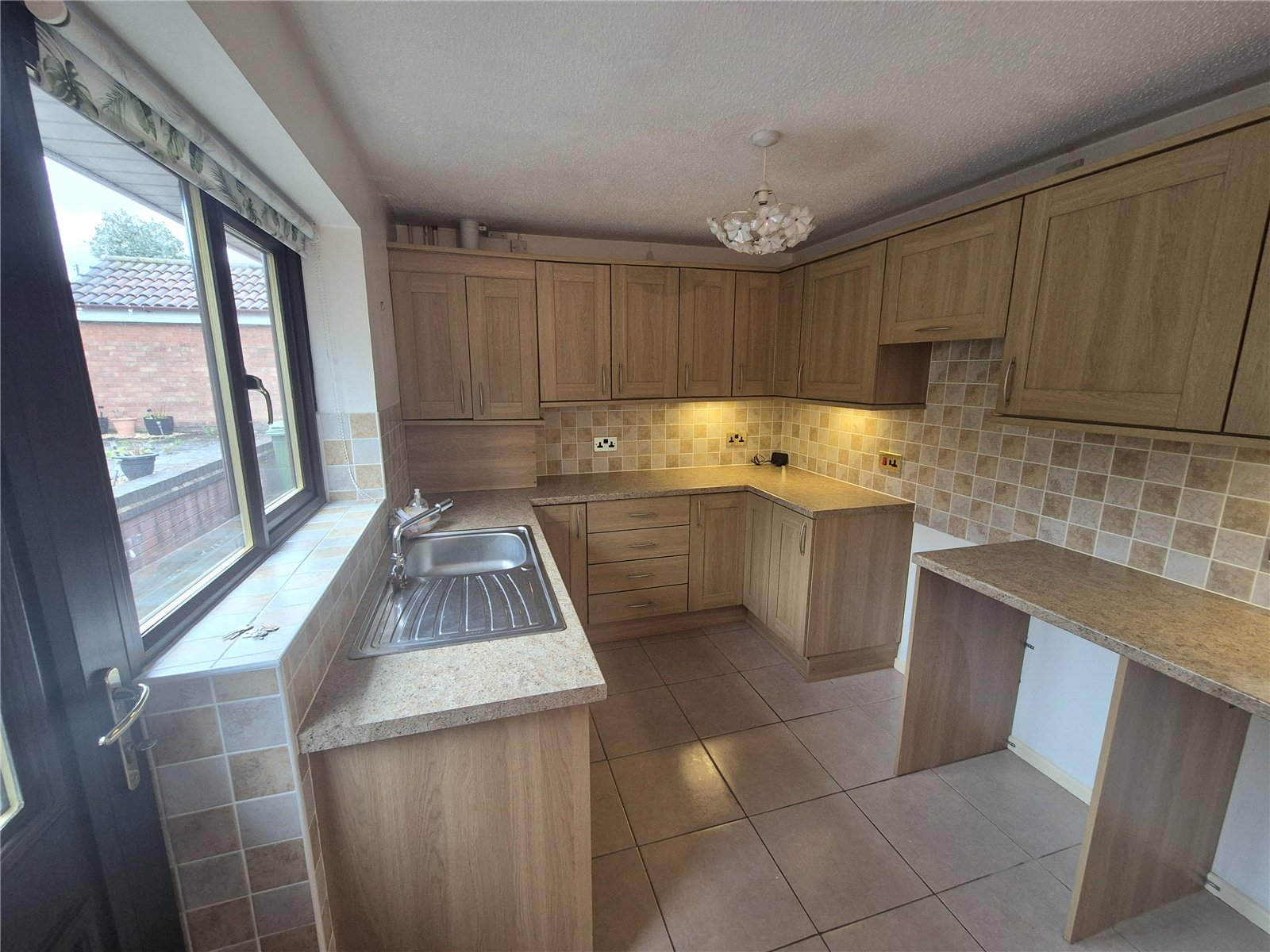 Weavers Rise, Ketley Bank, Telford, TF2 - DB Roberts