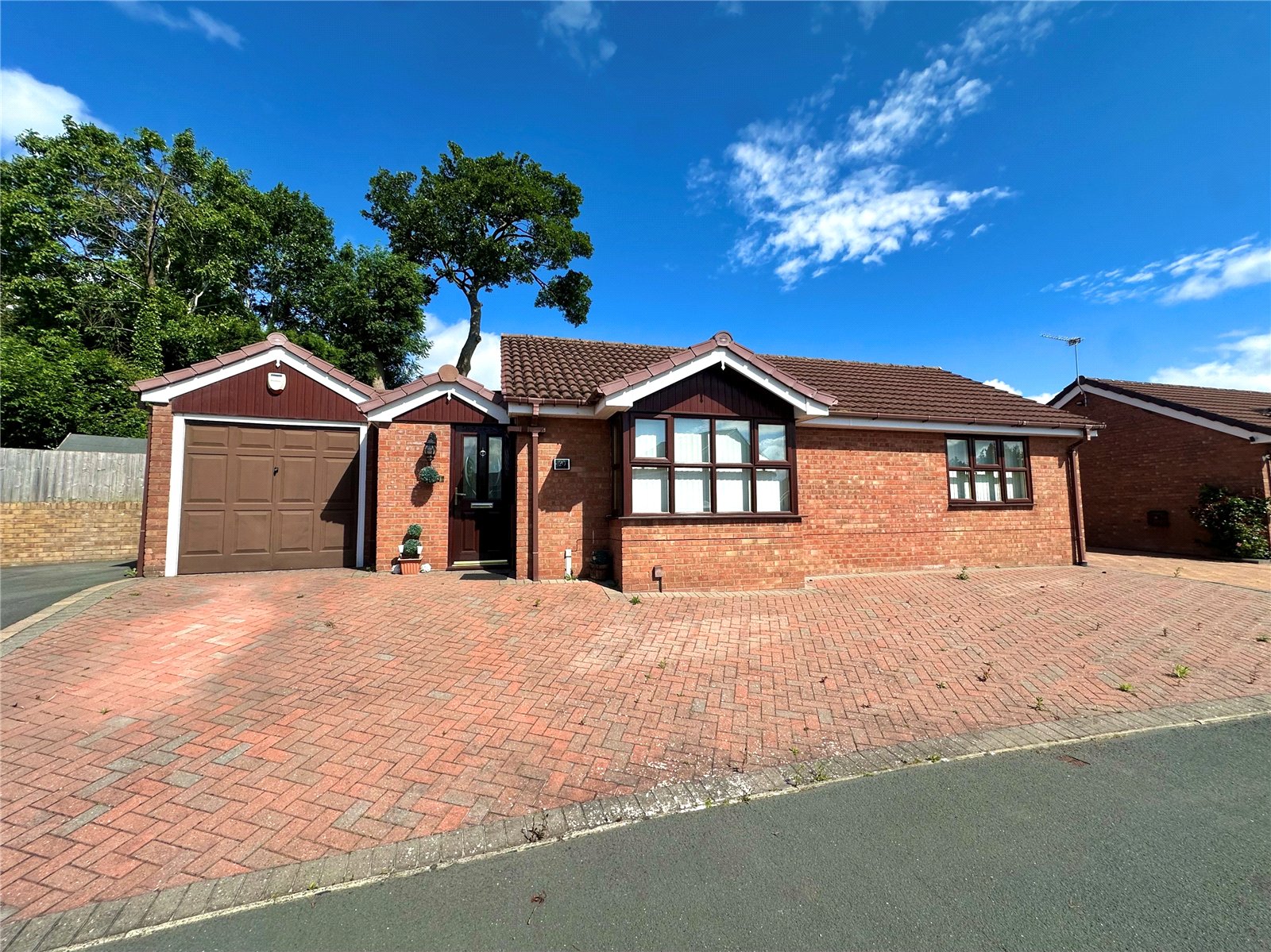 Weavers Rise, Ketley Bank, Telford, TF2 - DB Roberts