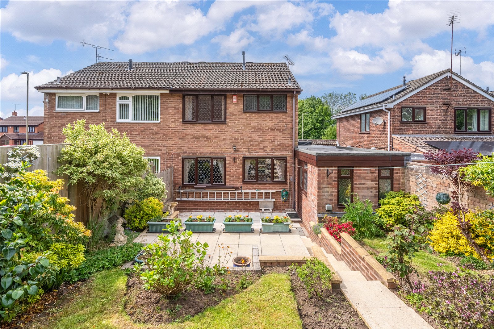 Northway, Sedgley, Wolverhampton, DY3 - DB Roberts