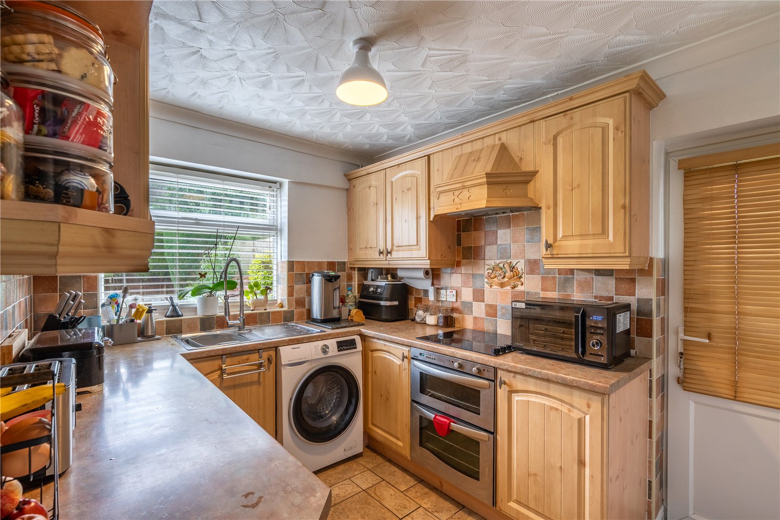 Brook House Lane, Featherstone, Wolverhampton, WV10 - DB Roberts
