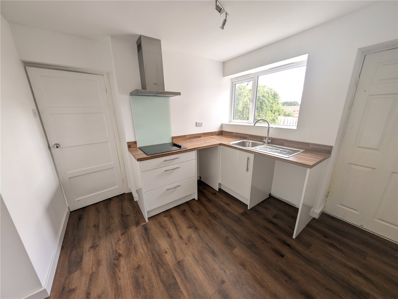 Parish Close, Dawley, Telford, TF4 - DB Roberts