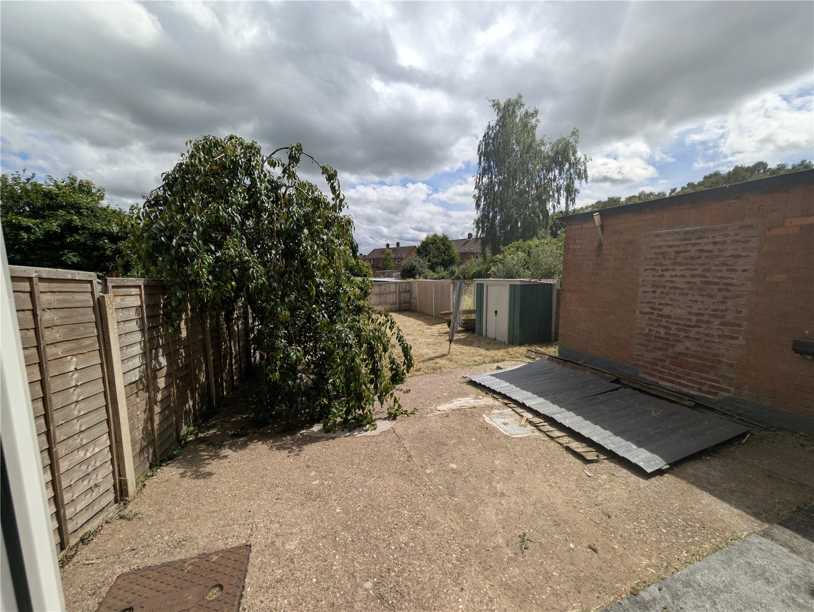 Parish Close, Dawley, Telford, TF4 - DB Roberts