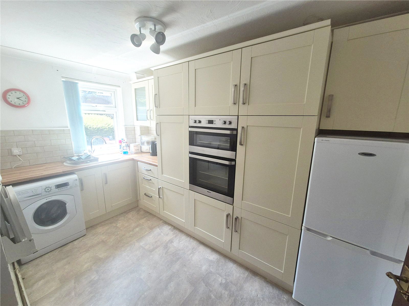 Roman Grove, St. Georges, Telford, TF2 - DB Roberts