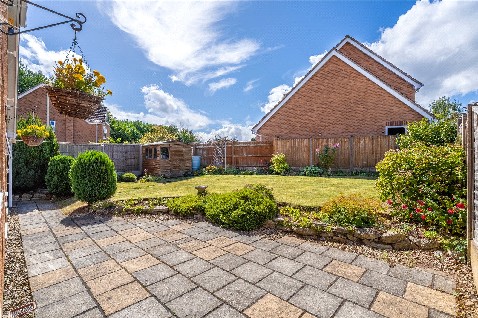 Swallowfield Close, Priorslee, Telford, TF2 - DB Roberts
